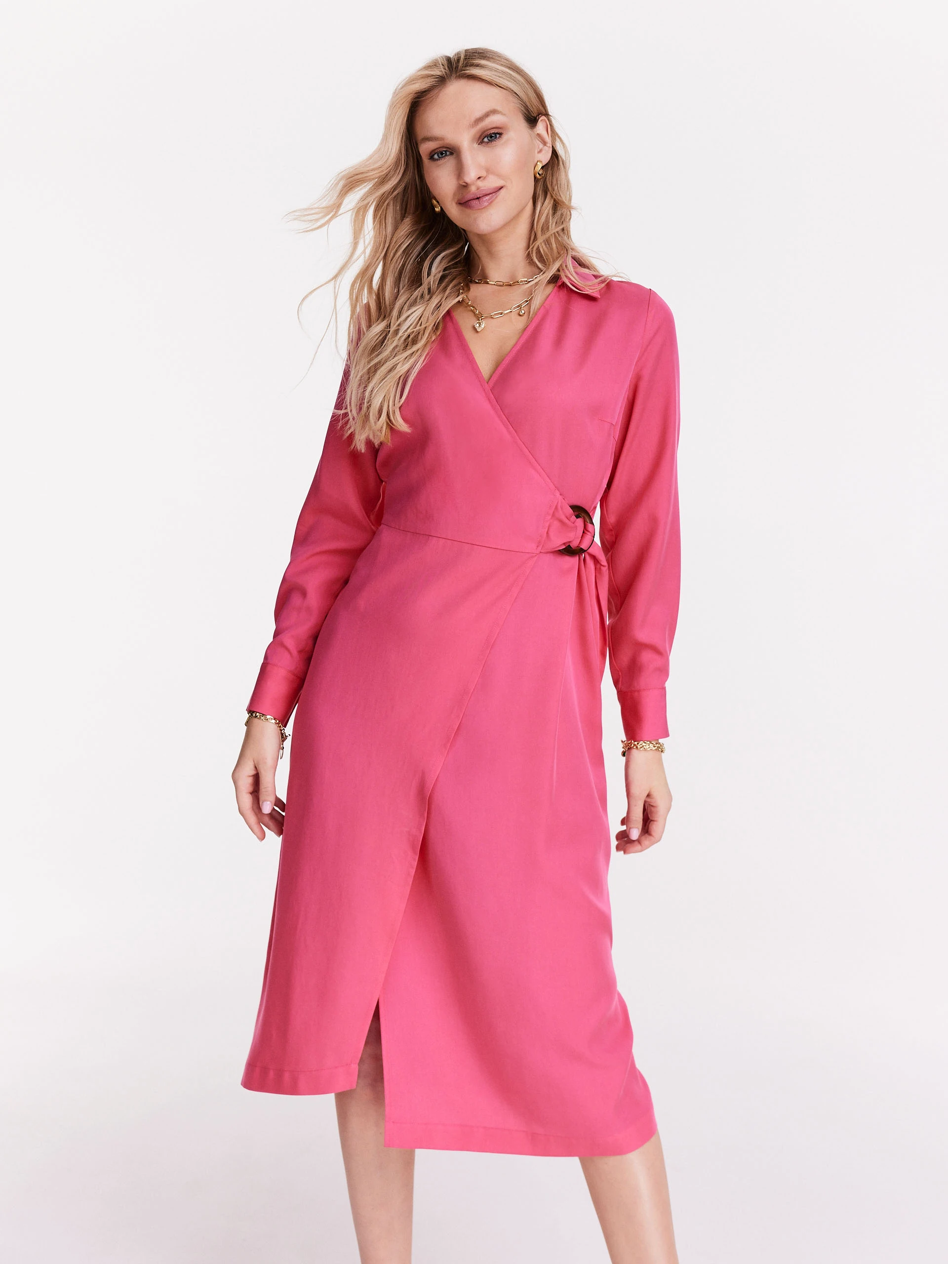 Envelope dress with collar