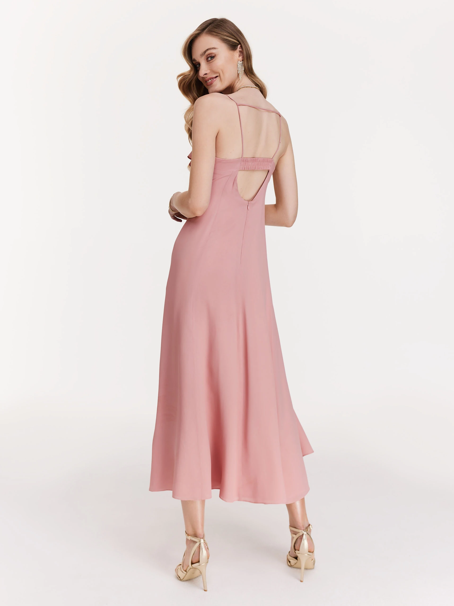 Pink long dress with ruffle