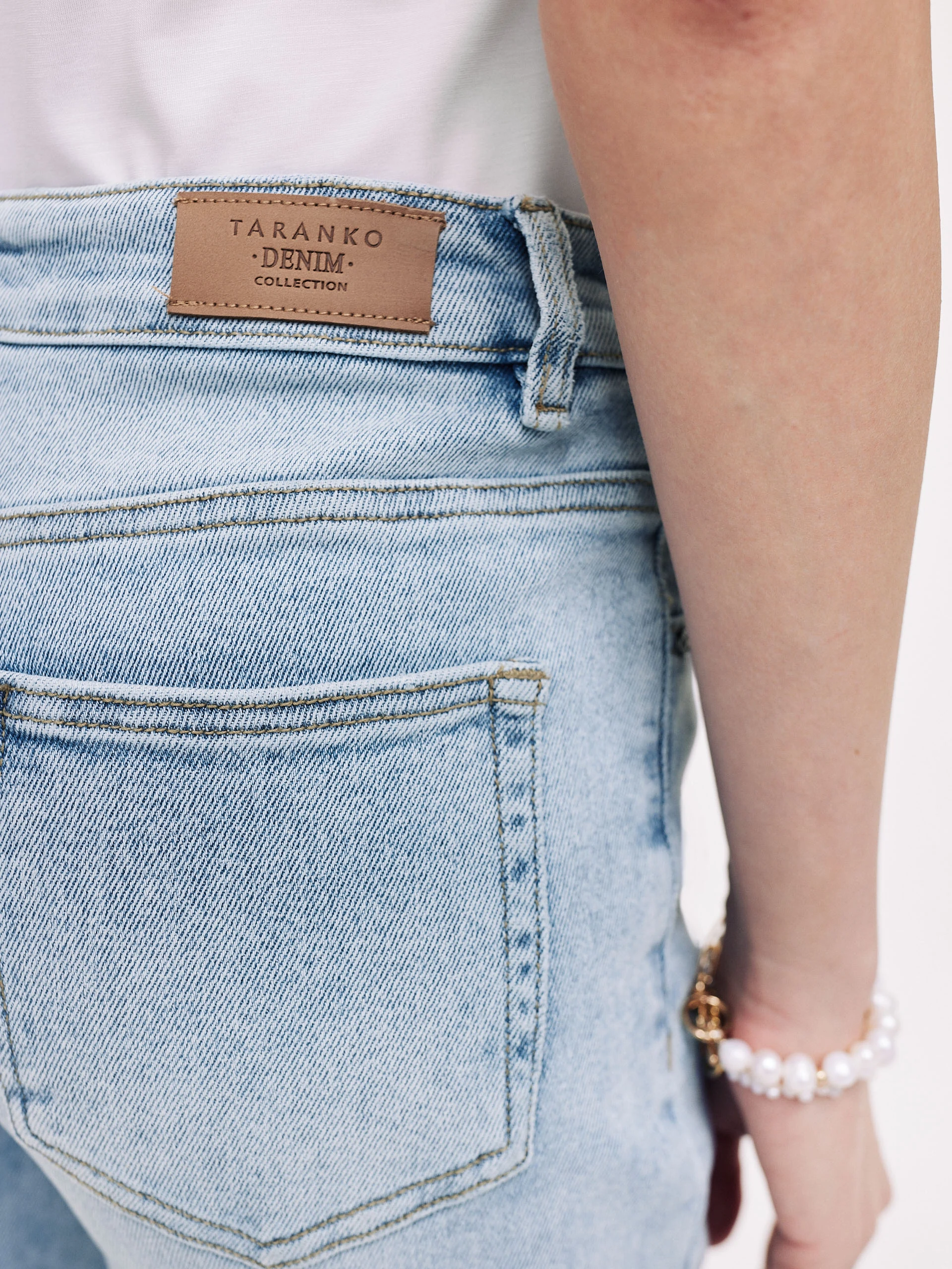 Light denim pants with straight legs