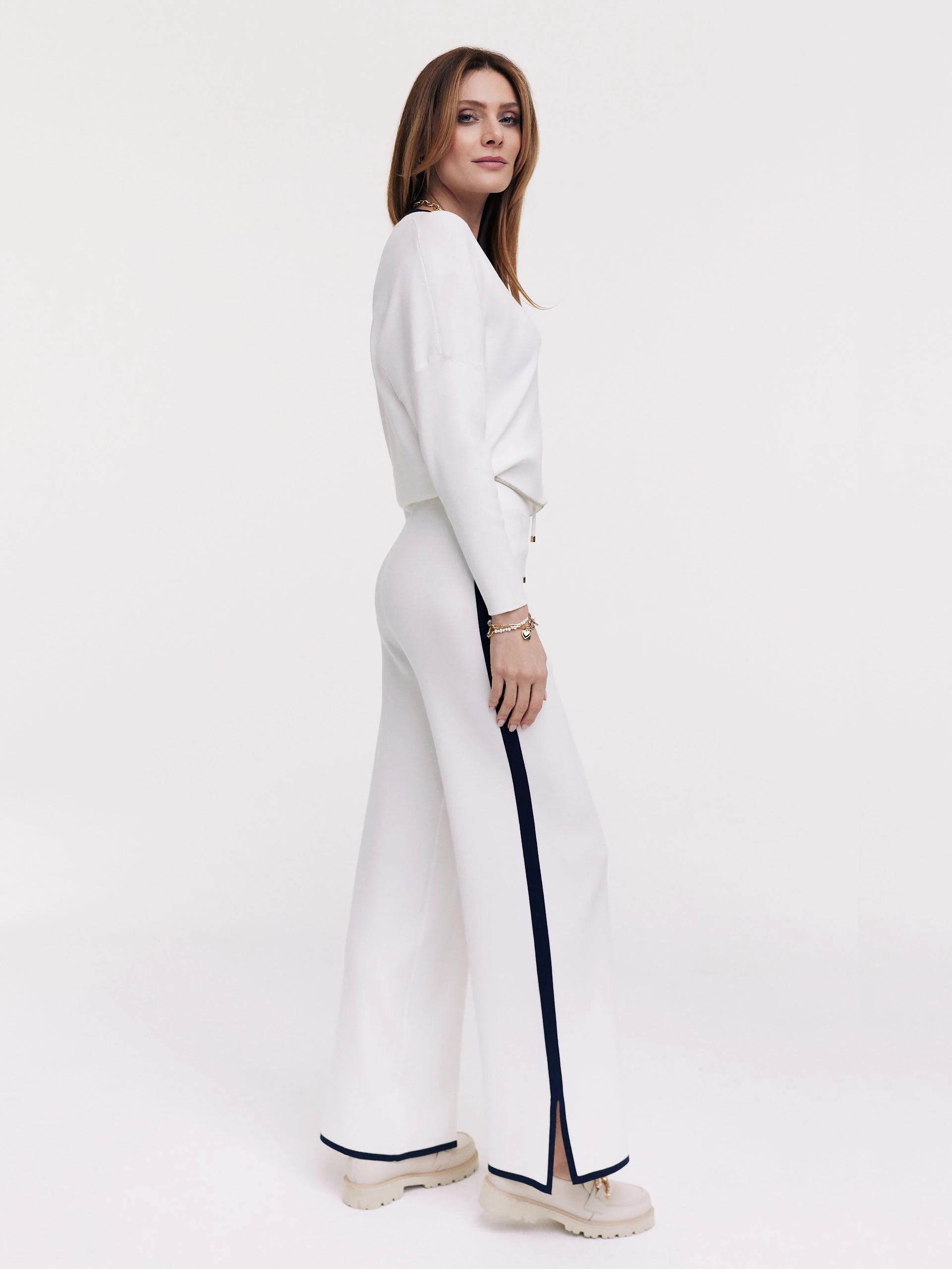 White sweater with metallic thread