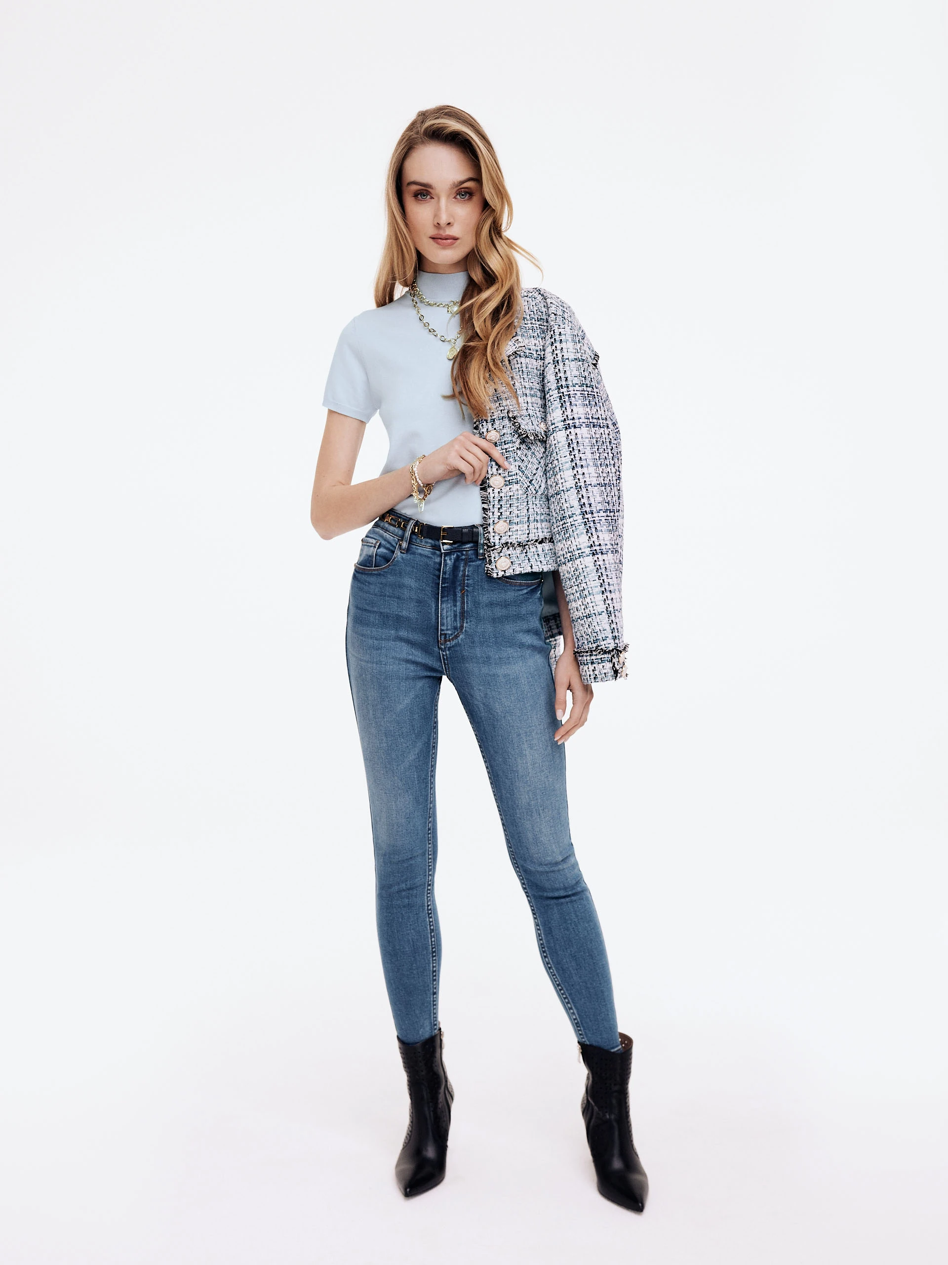 Boxy boucle knit jacket
