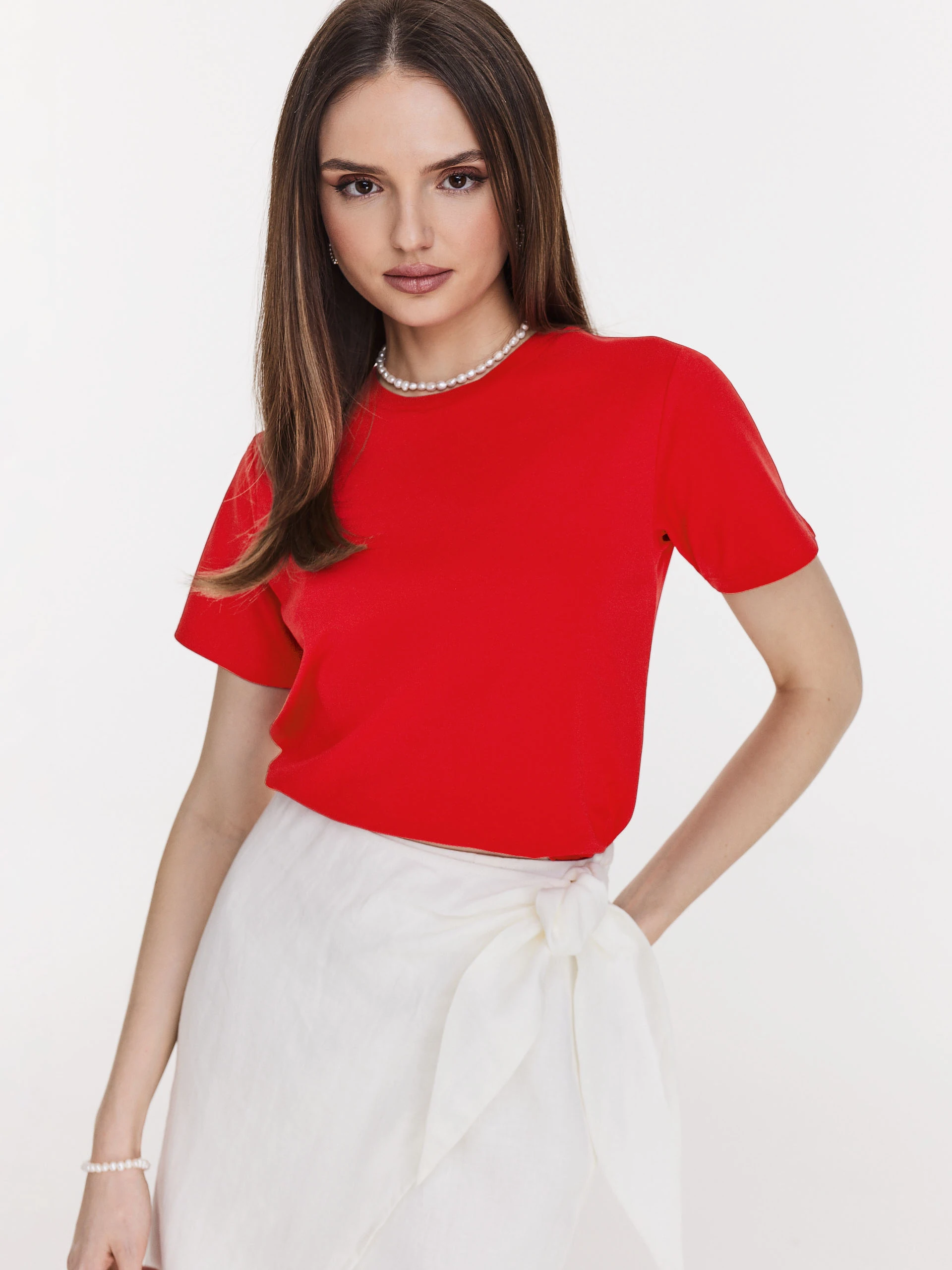 Cotton red blouse with short sleeves