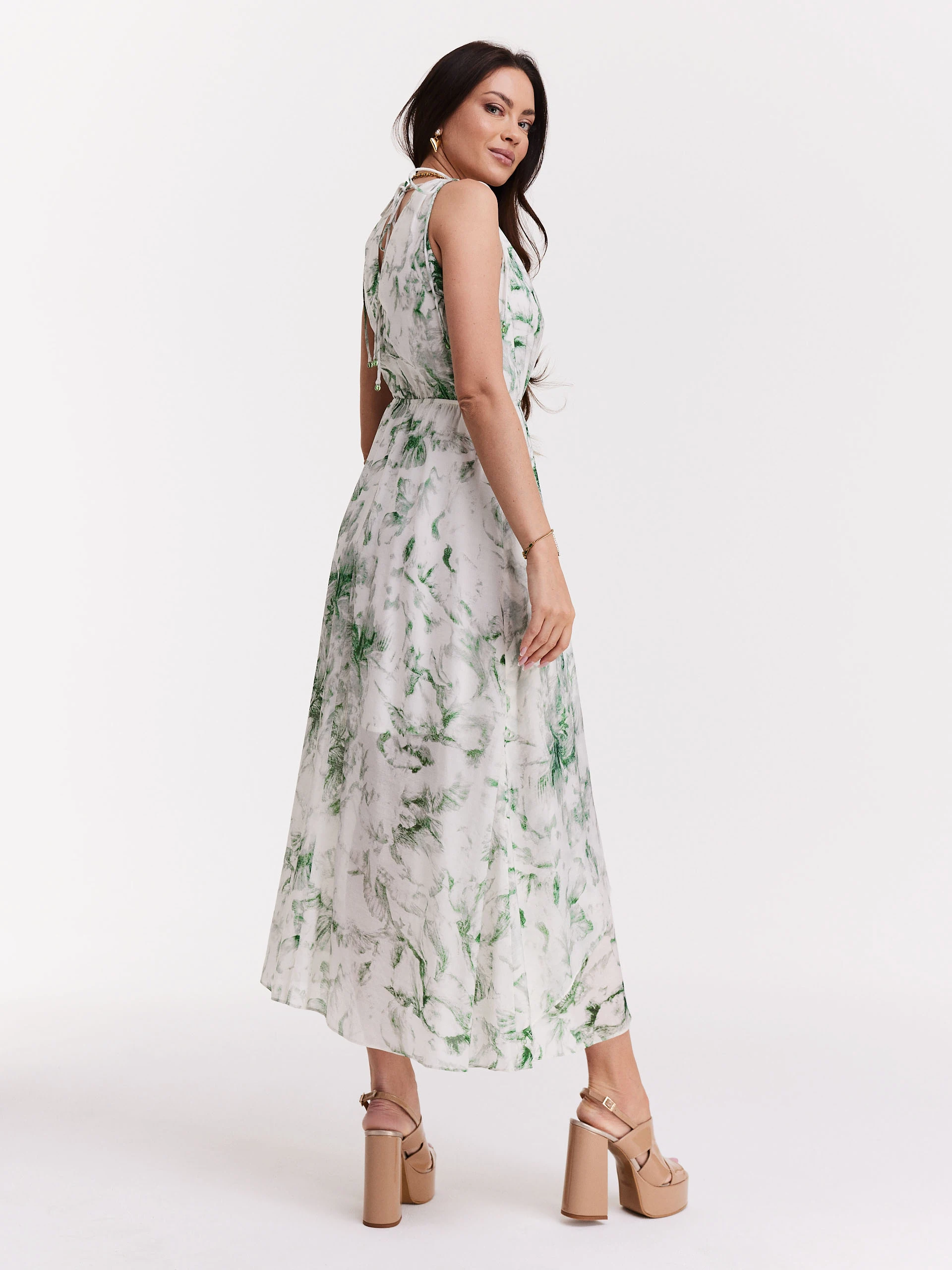 Sukienka maxi w kwiaty