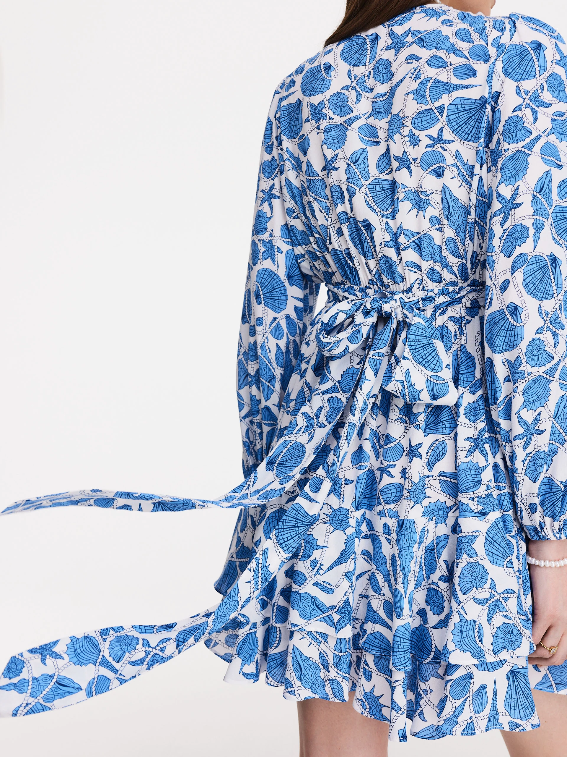 Long viscose dress with red pattern