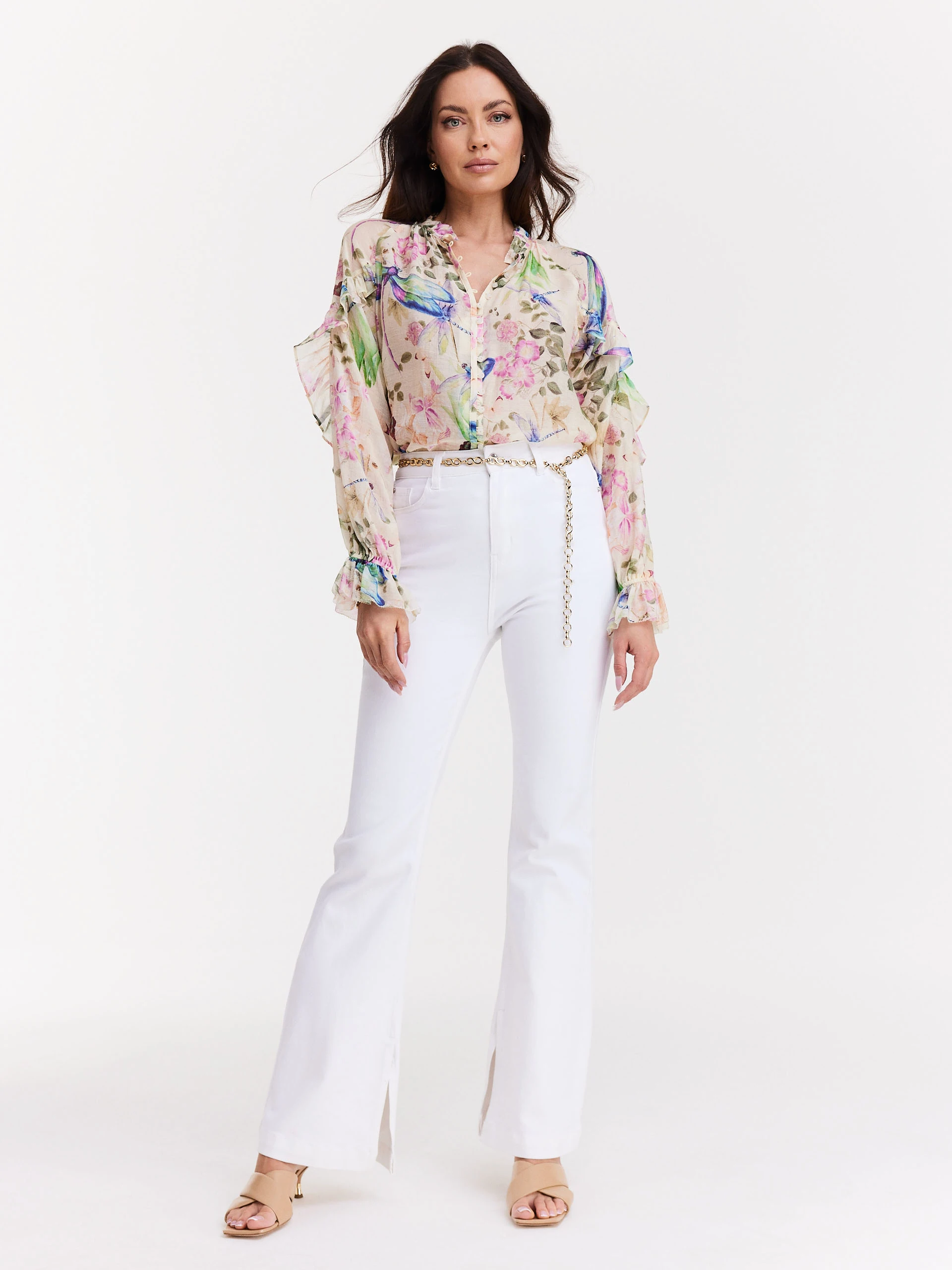 White cotton pants with flared legs