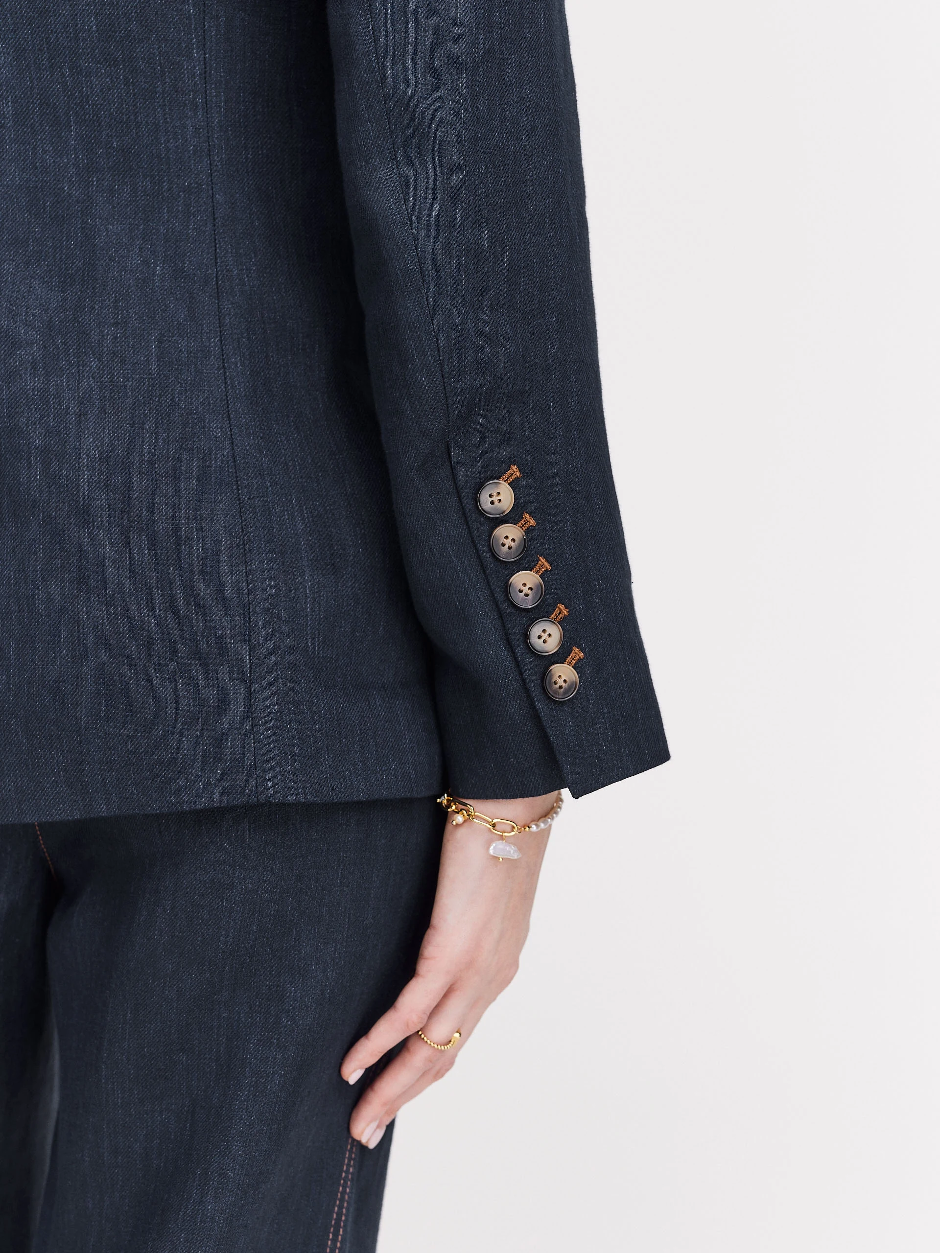 Linen navy blue suit
