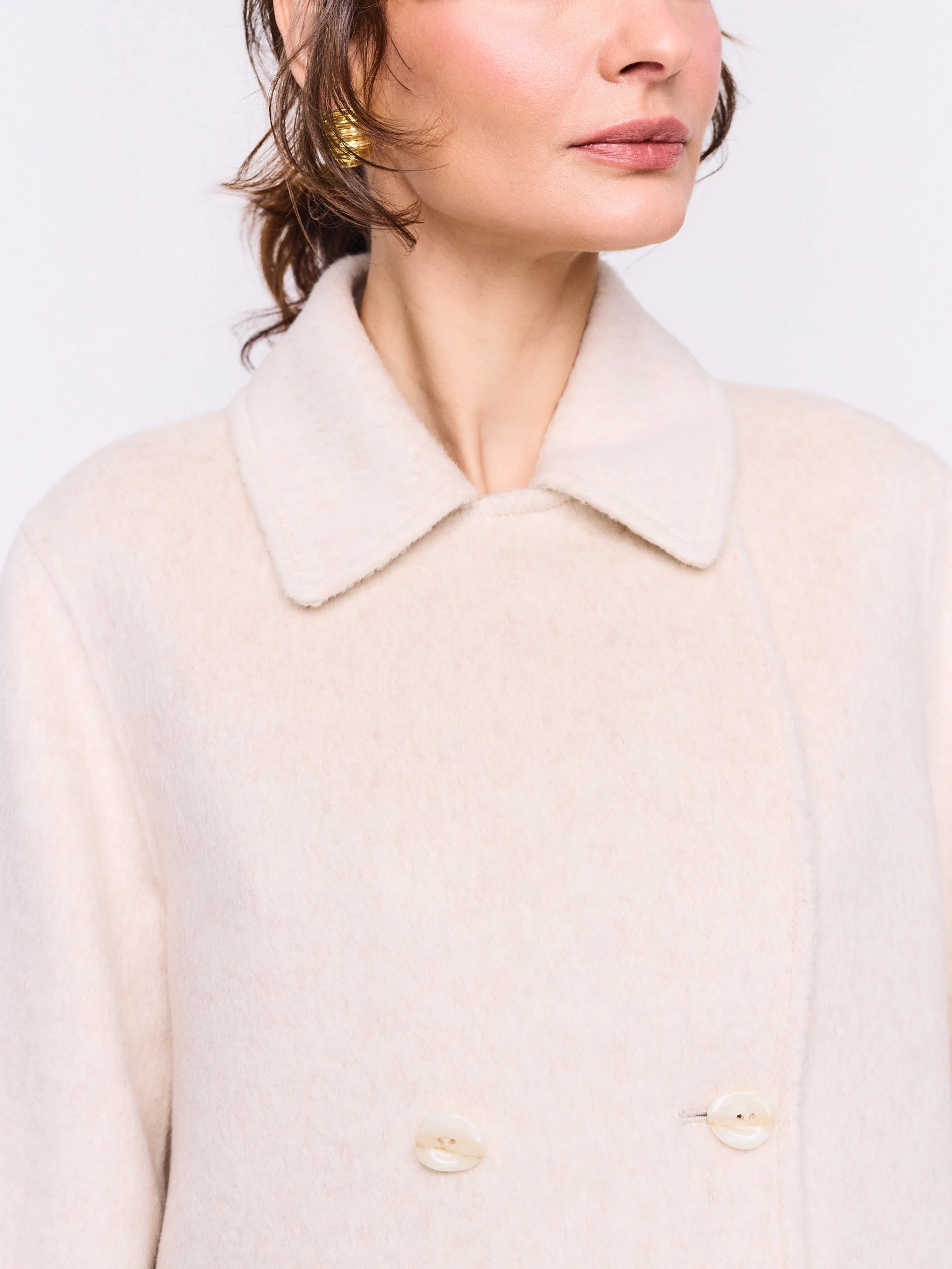 Beige wool coat with silk and cashmere blend
