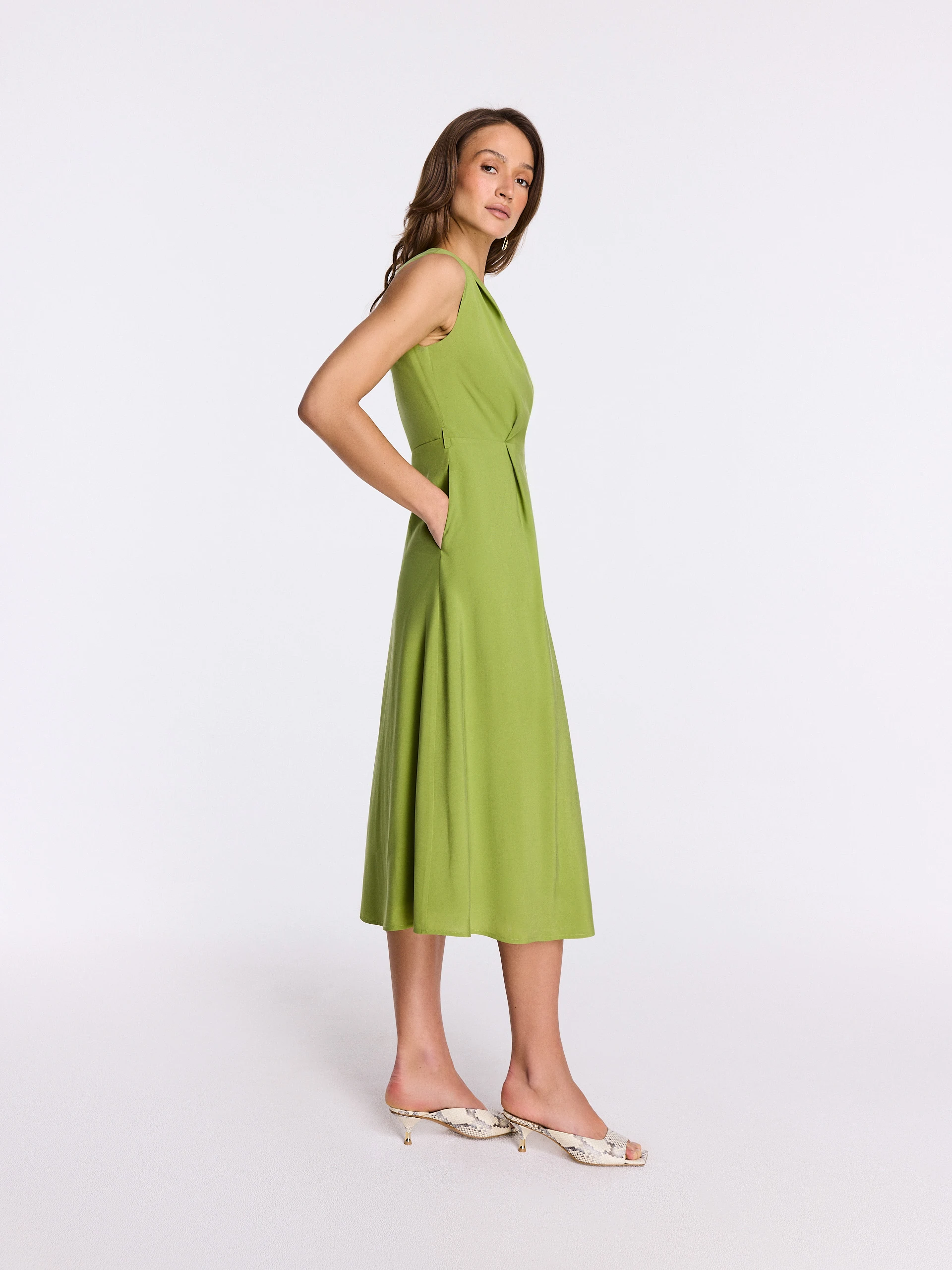 Light green midi dress with a wrap neckline-Taranko Light green midi dress with a wrap neckline-Taranko