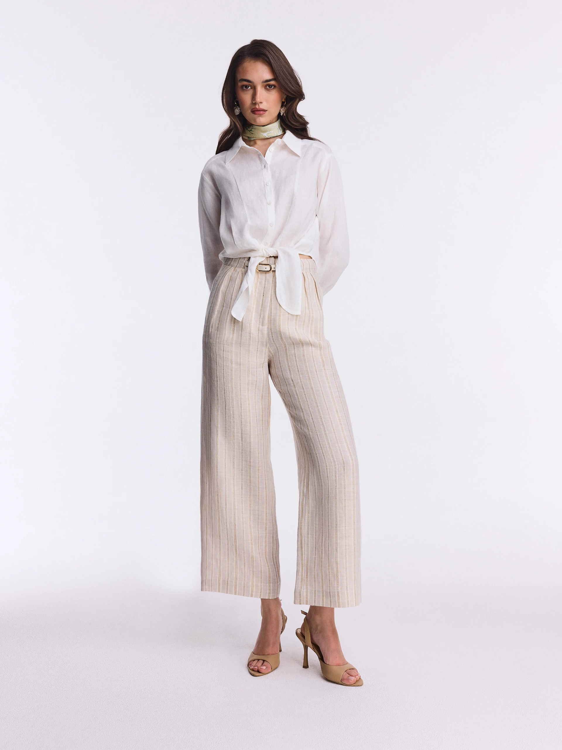 Linen trousers with metallic thread