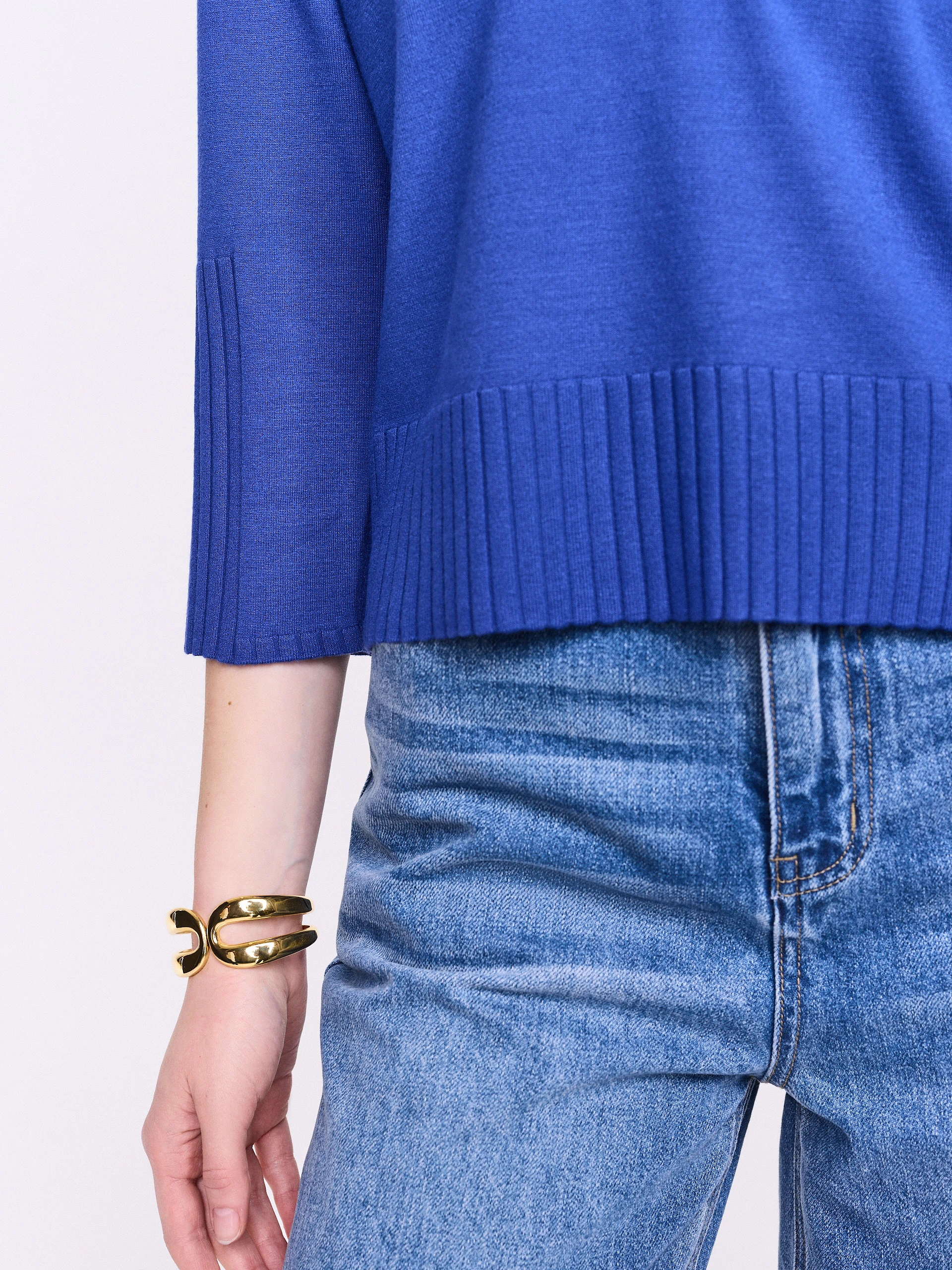 Sapphire-blue V-neck sweater