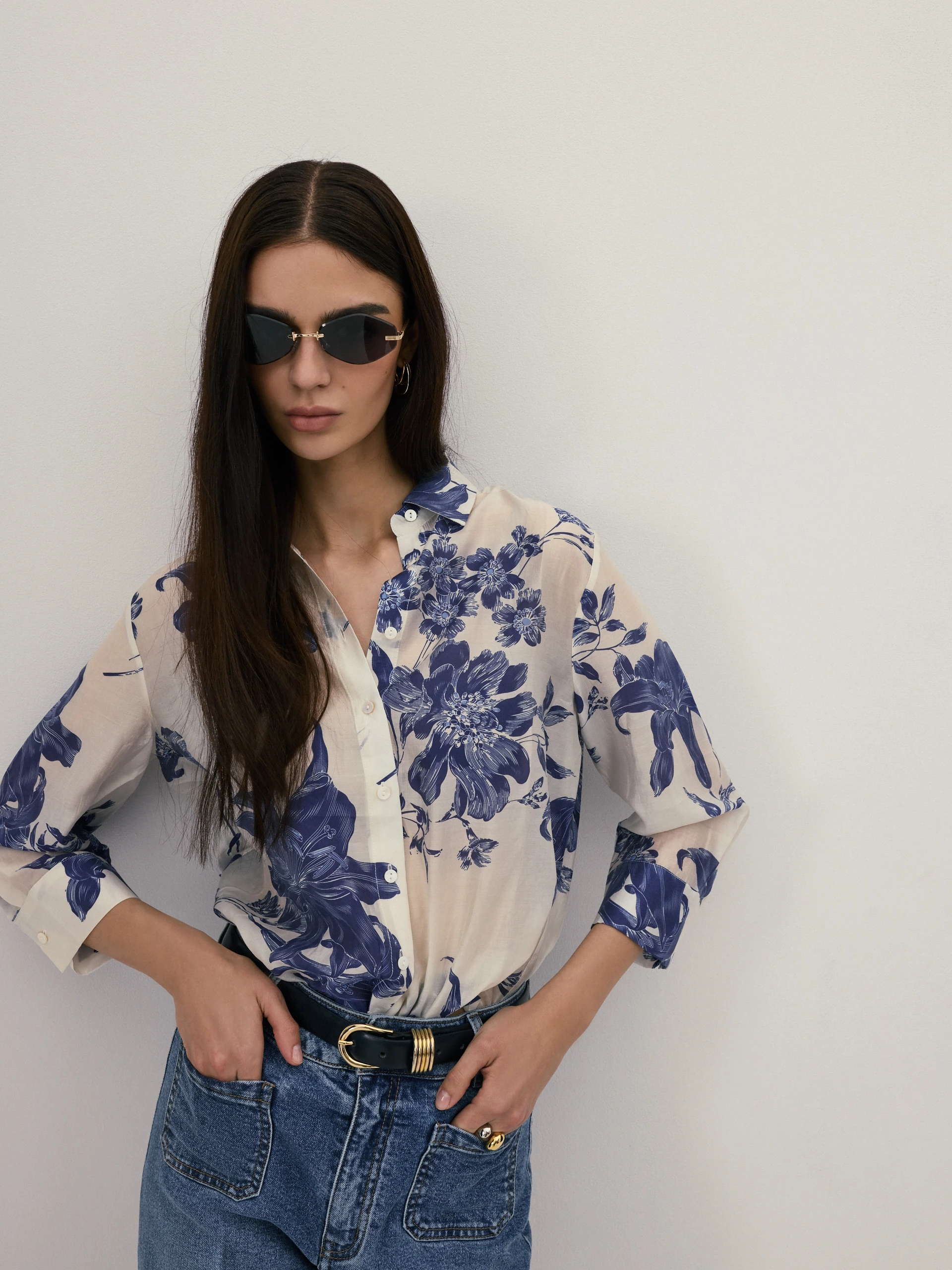 Cream floral shirt made from lyocell