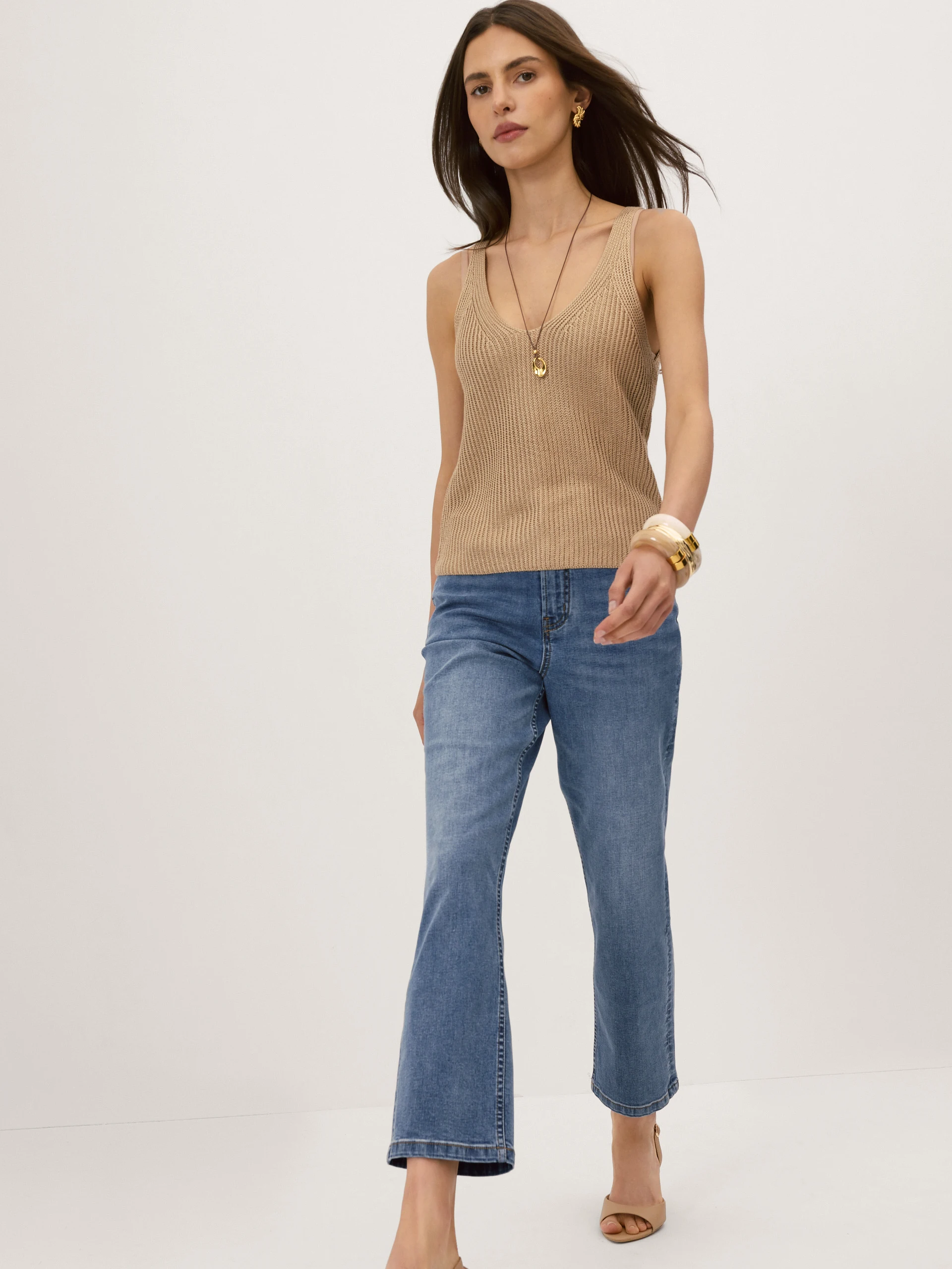 Jeans with straight legs