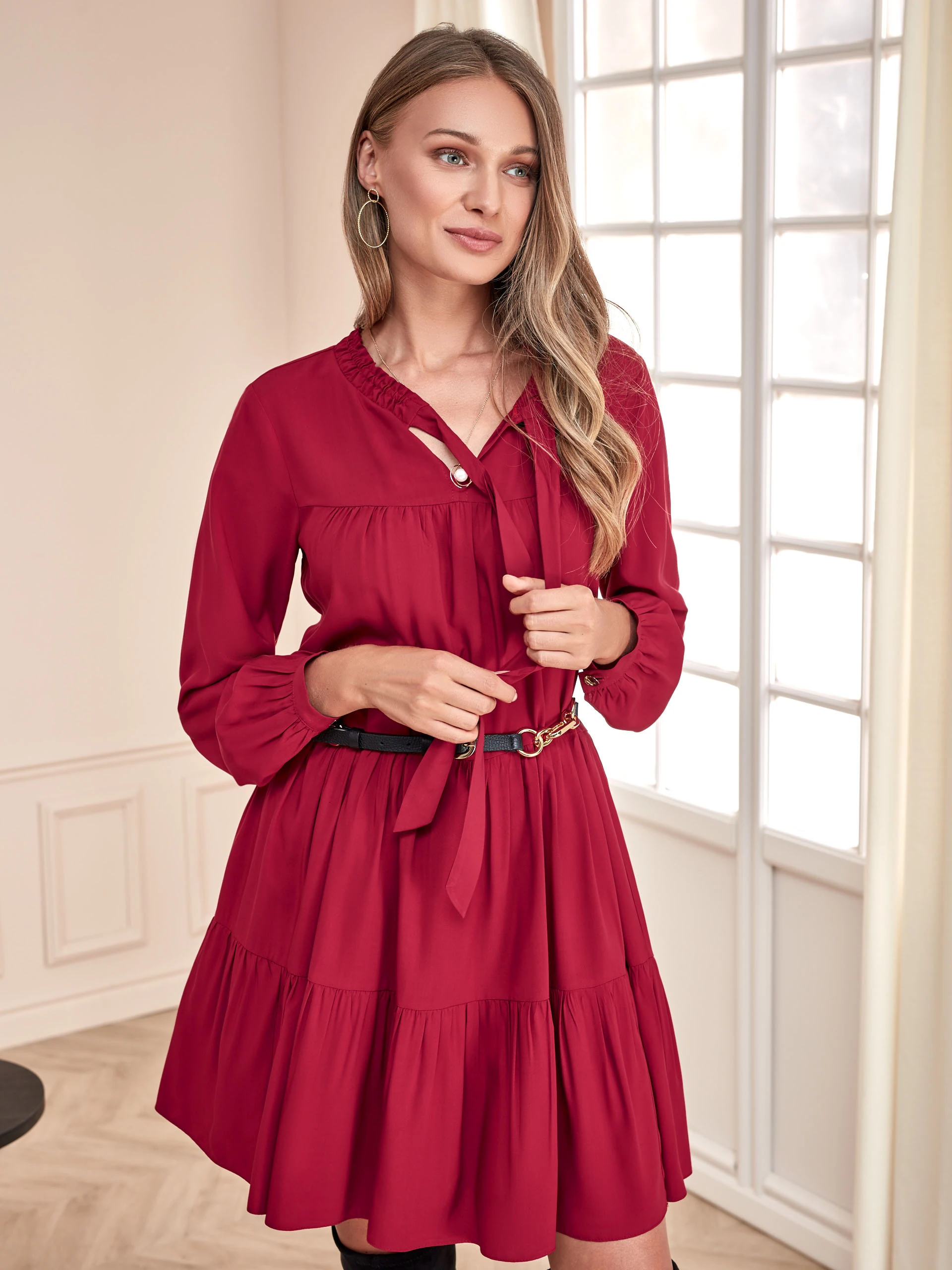 RED DRESS WITH BINDING