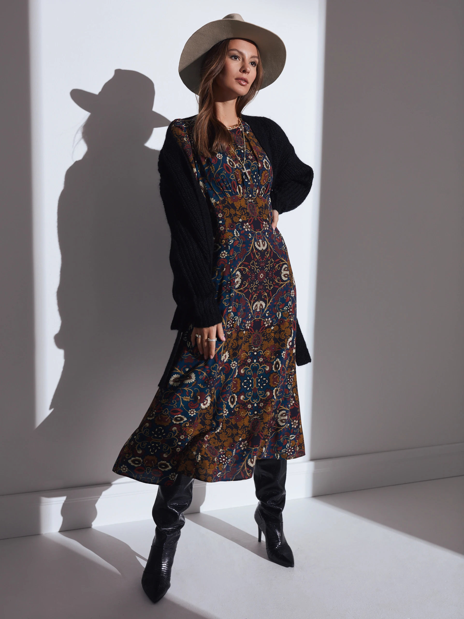 NAVY BLUE PATTERNED MIDI DRESS