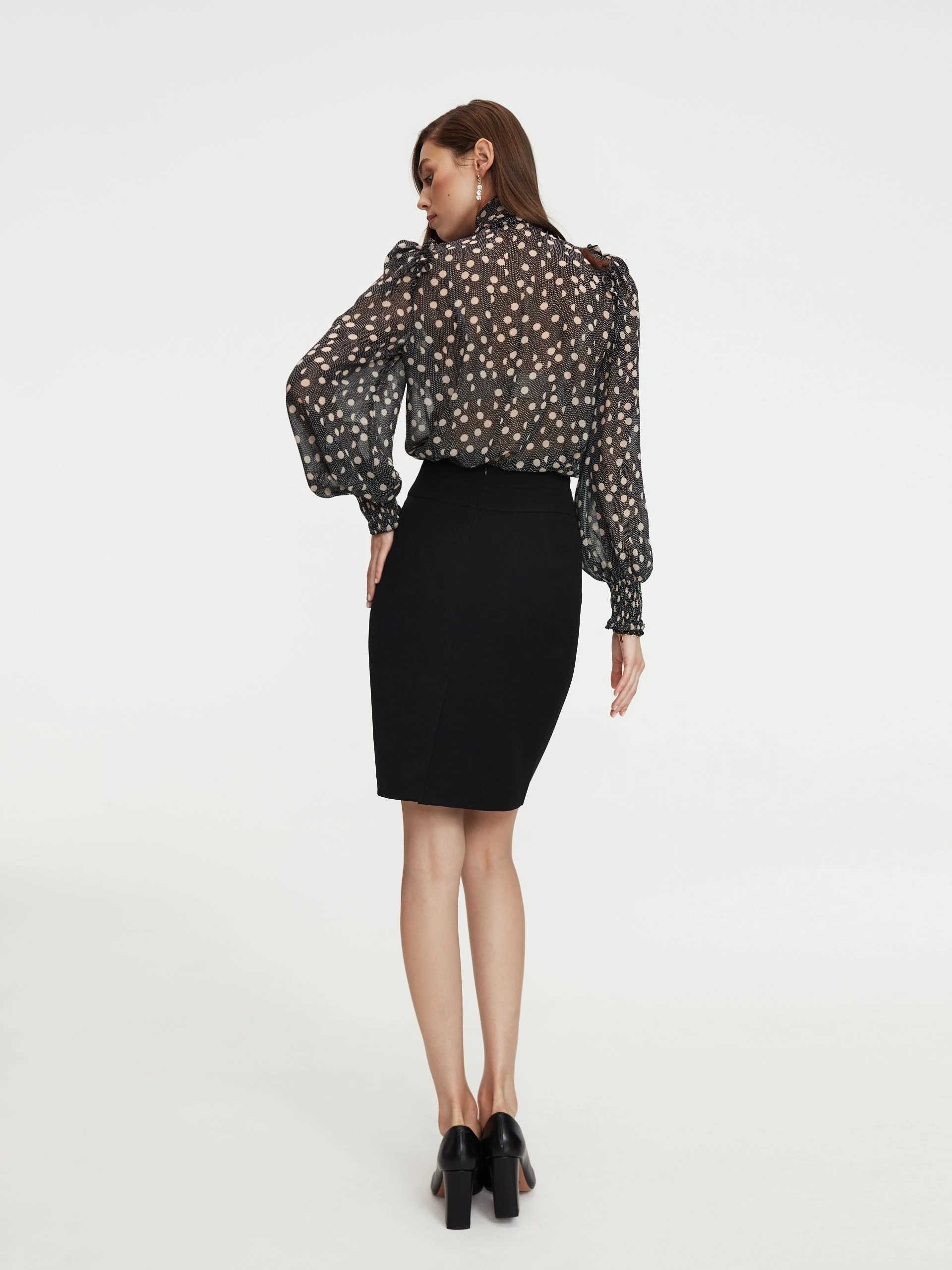 Graphite blouse in delicate pattern