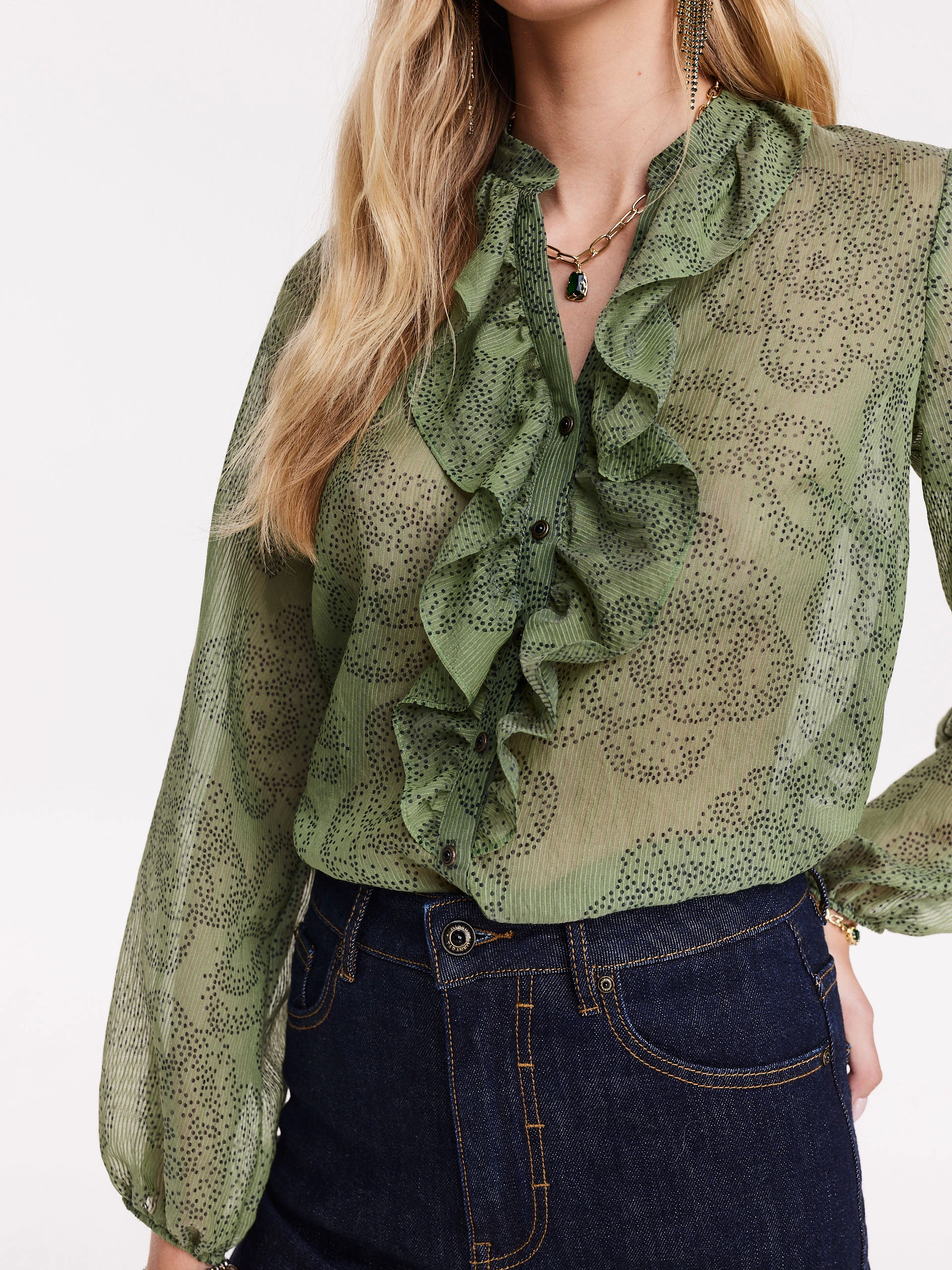 Original green shirt with applique
