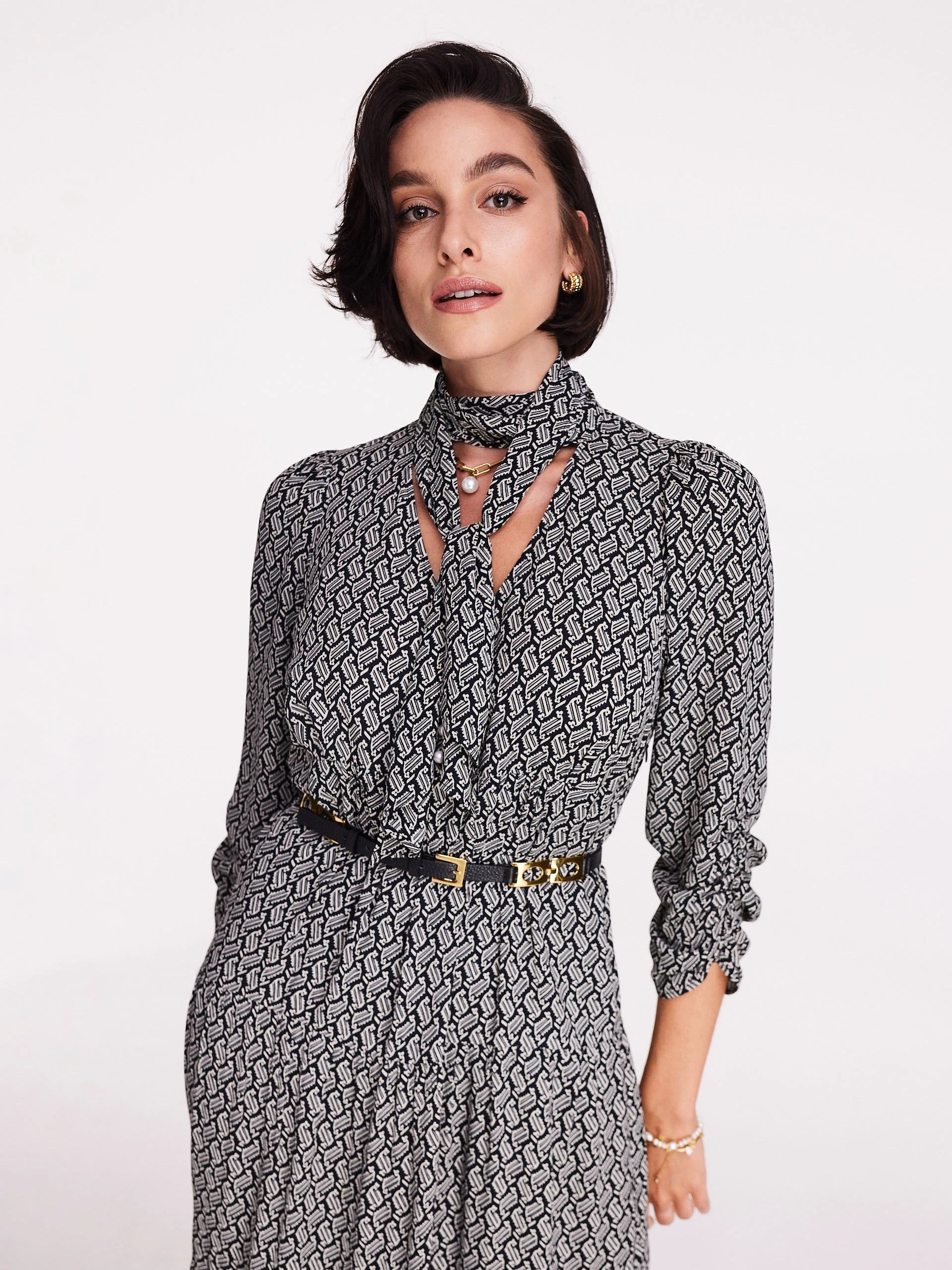 Viscose dress with tied neckline