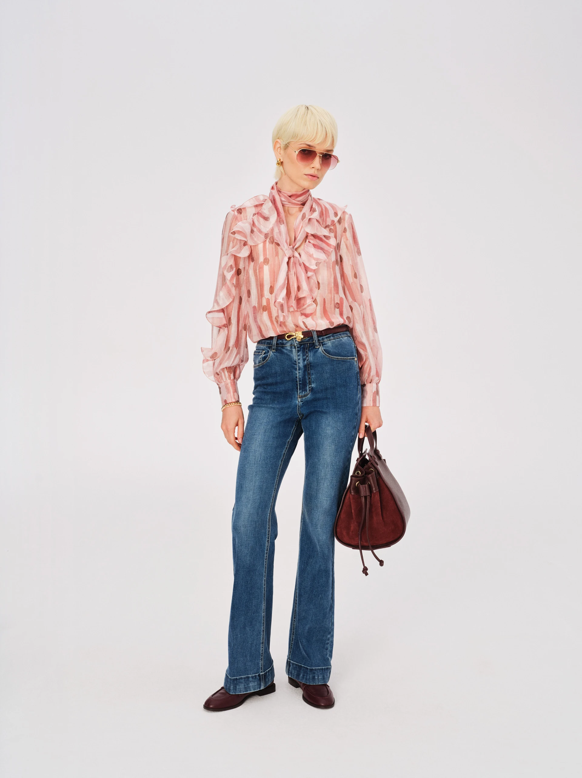 Pink blouse with frill, tie and puff sleeves