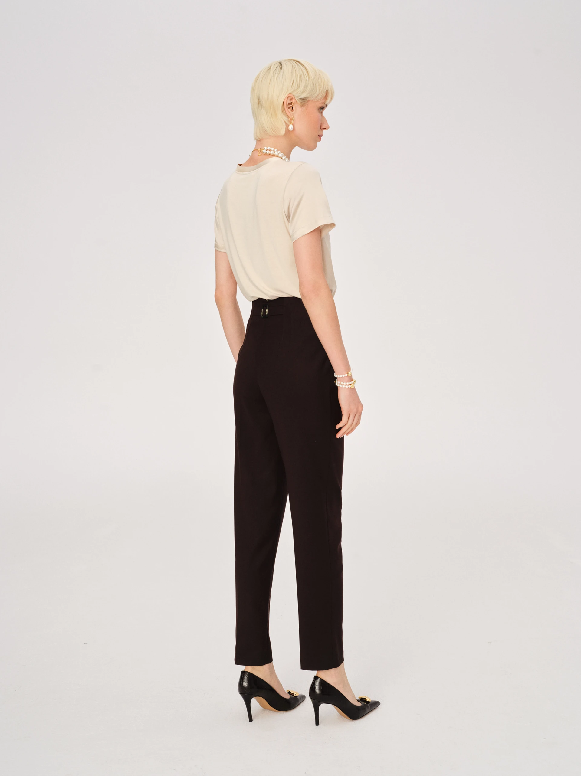High-waisted chocolate cigarette pants