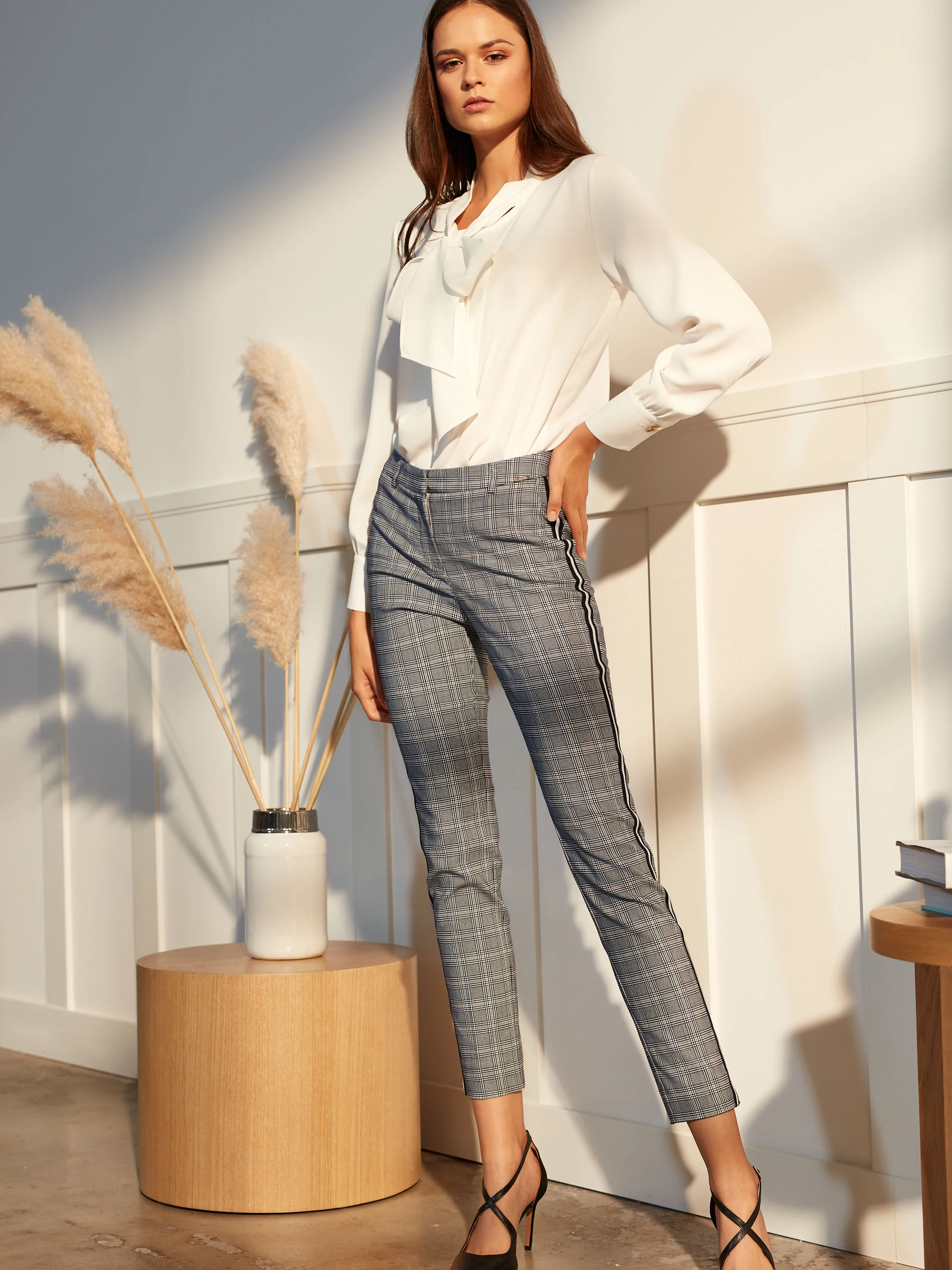 BLOUSE WITH A TIE AT THE NECKLINE