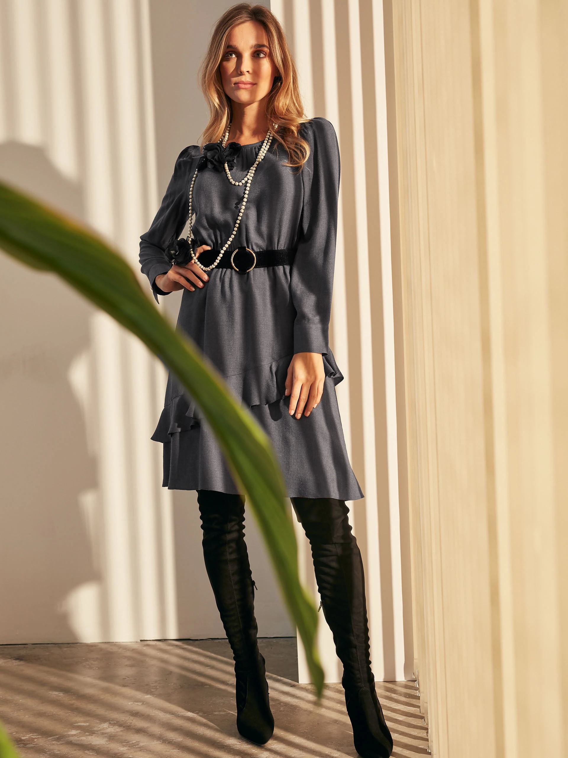 DELICATELY FLARED DRESS WITH RUFFLE