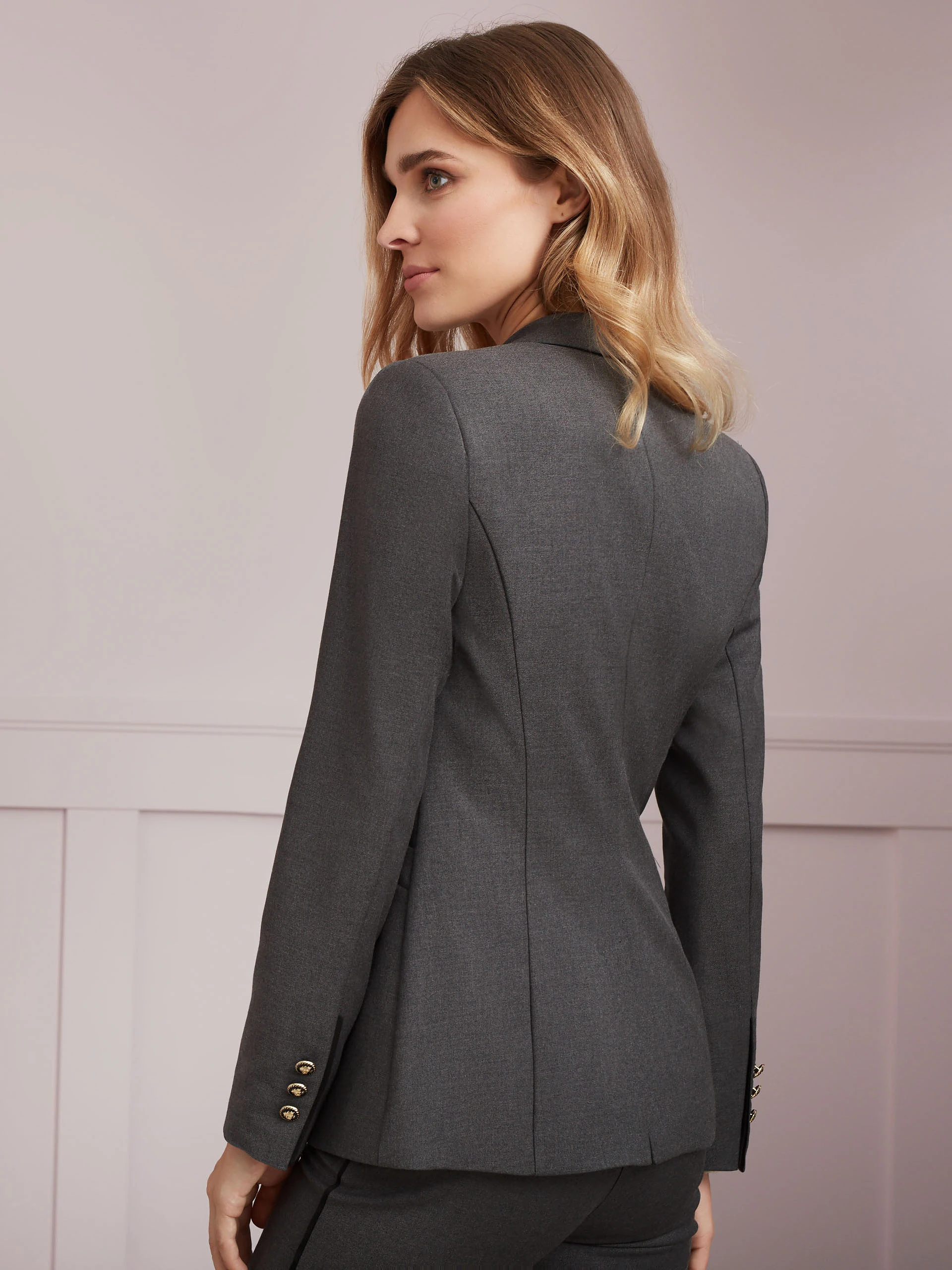 FITTED JACKET