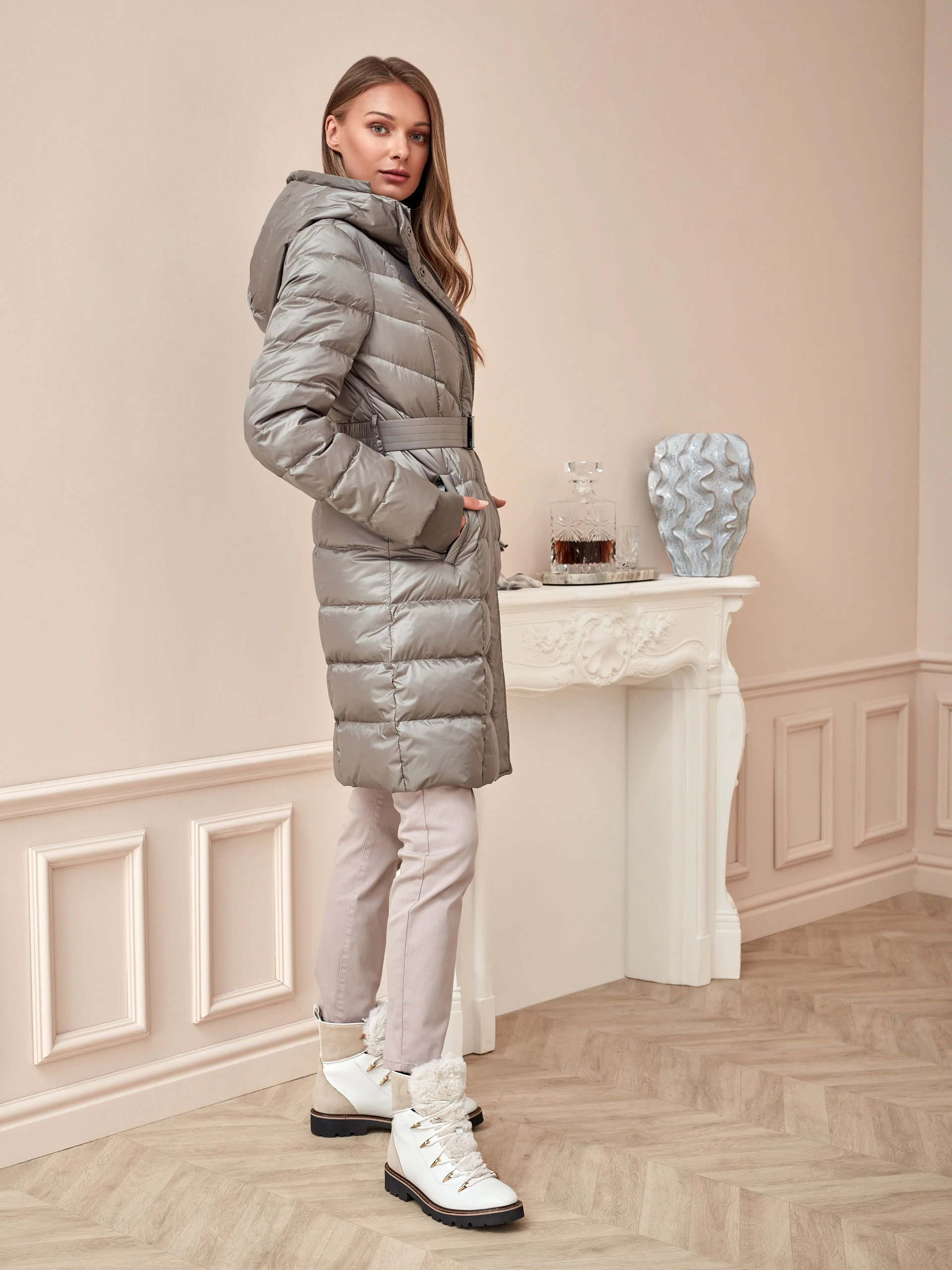 DOWN HOODED COAT