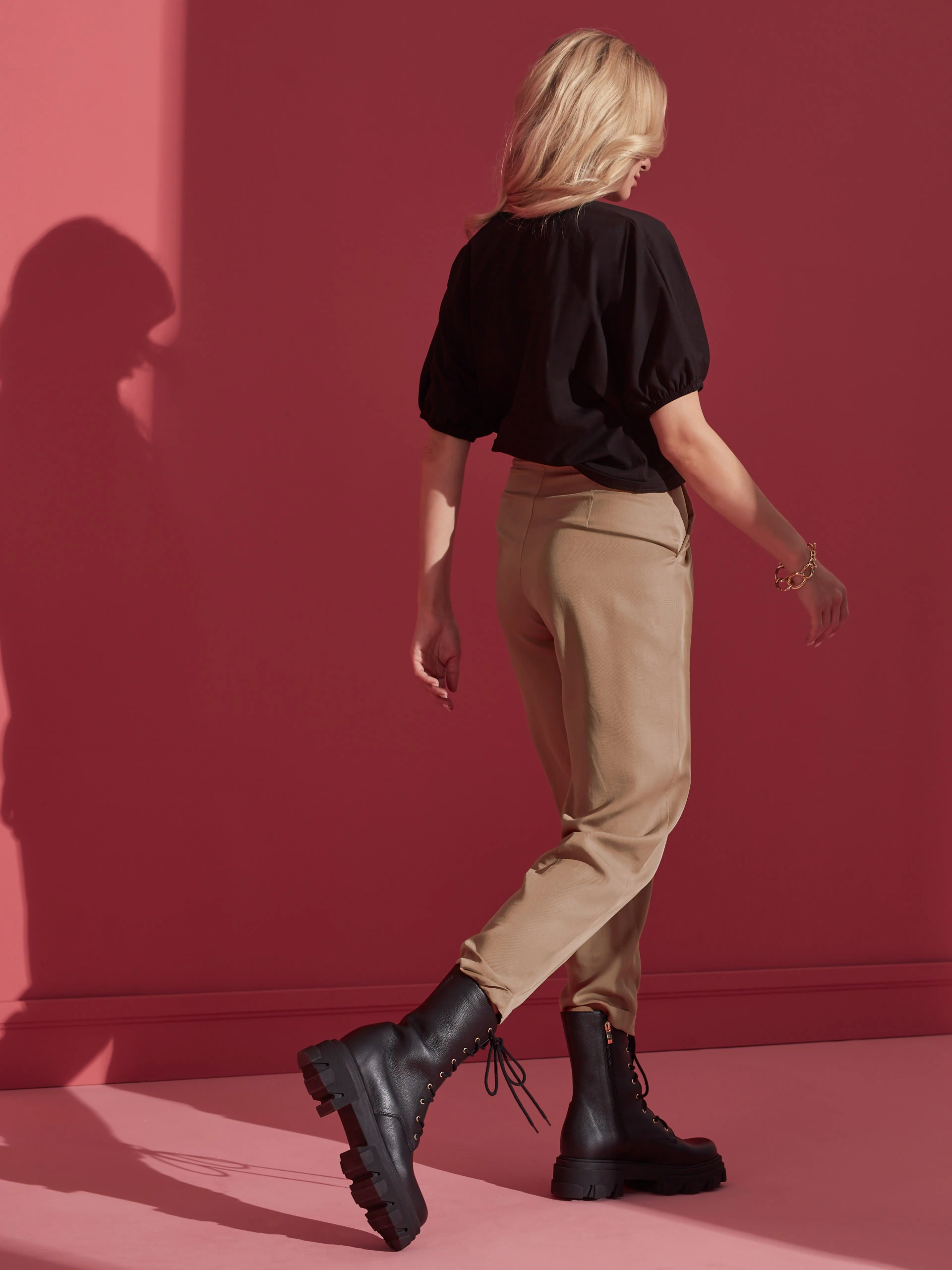 CZARNA BLUZKA OVERSIZE
