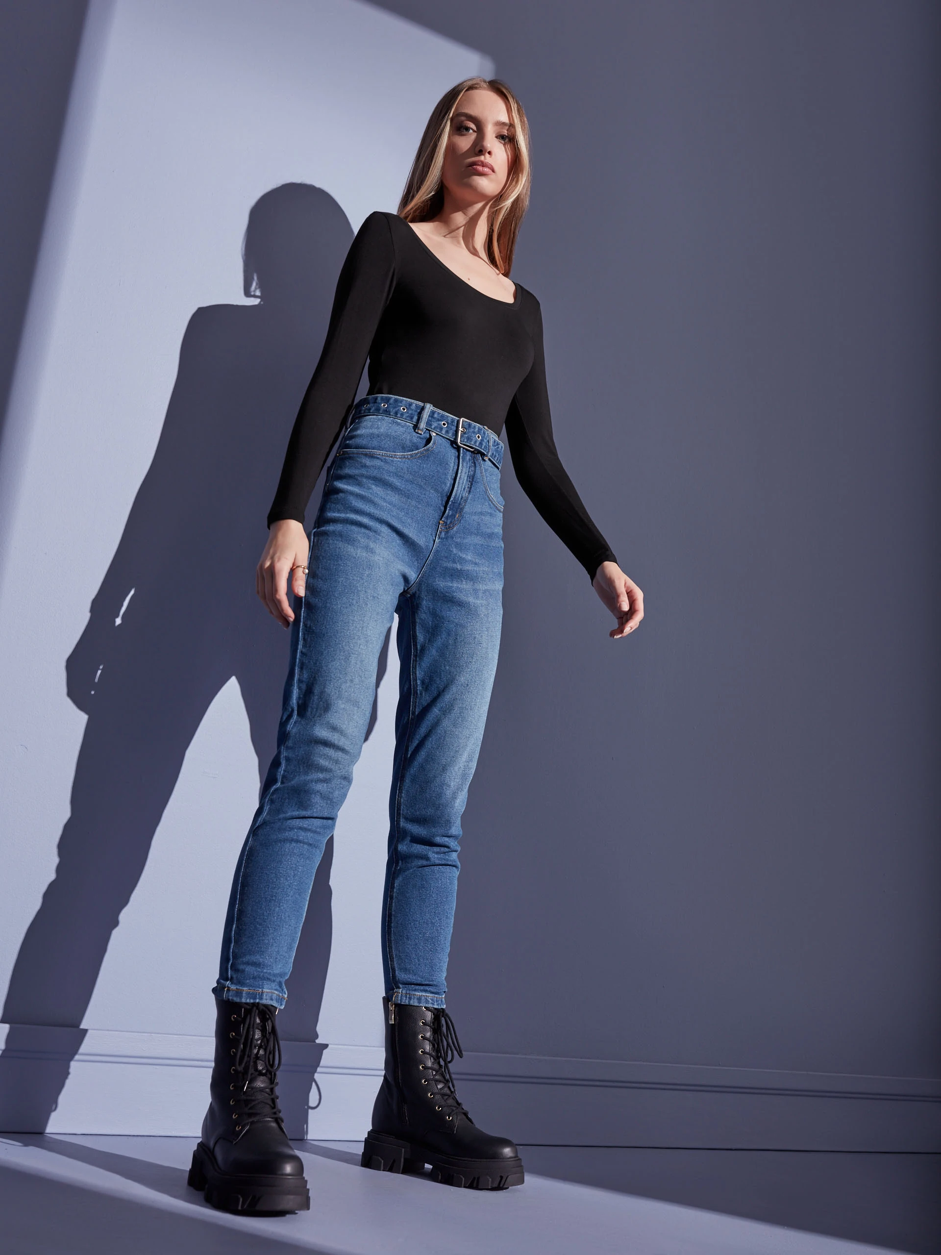 BLACK LONG SLEEVE BODYSUIT
