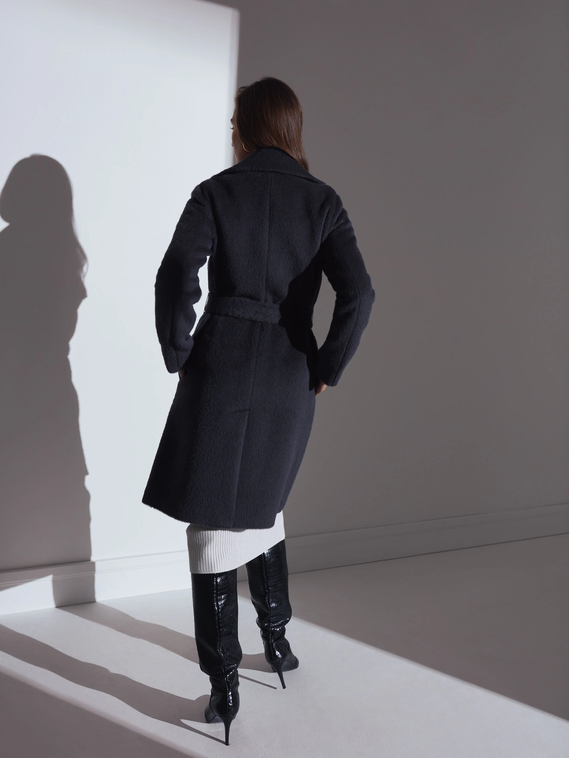Soft alpaca wool coat in graphite