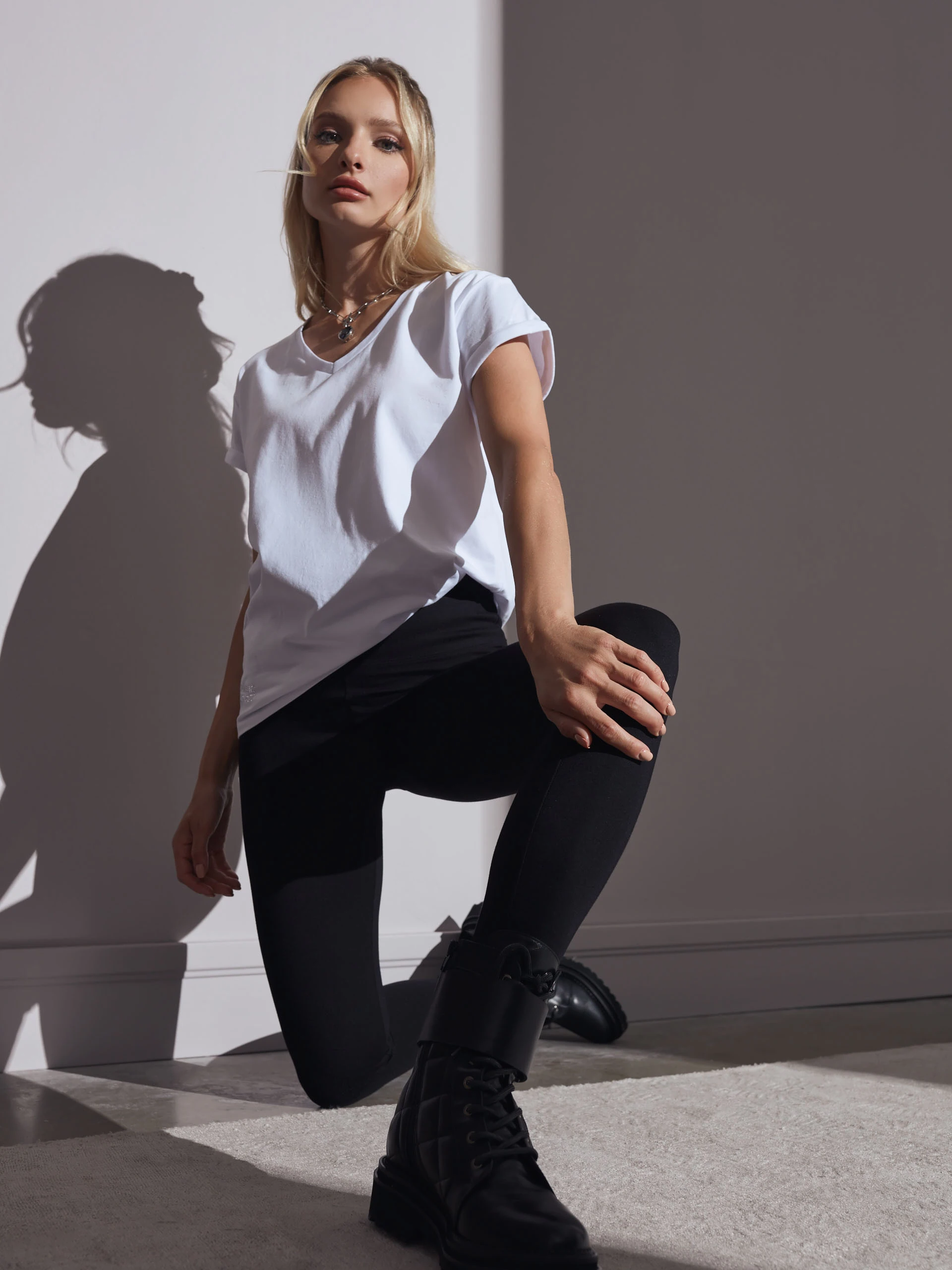 Black high-waisted leggings