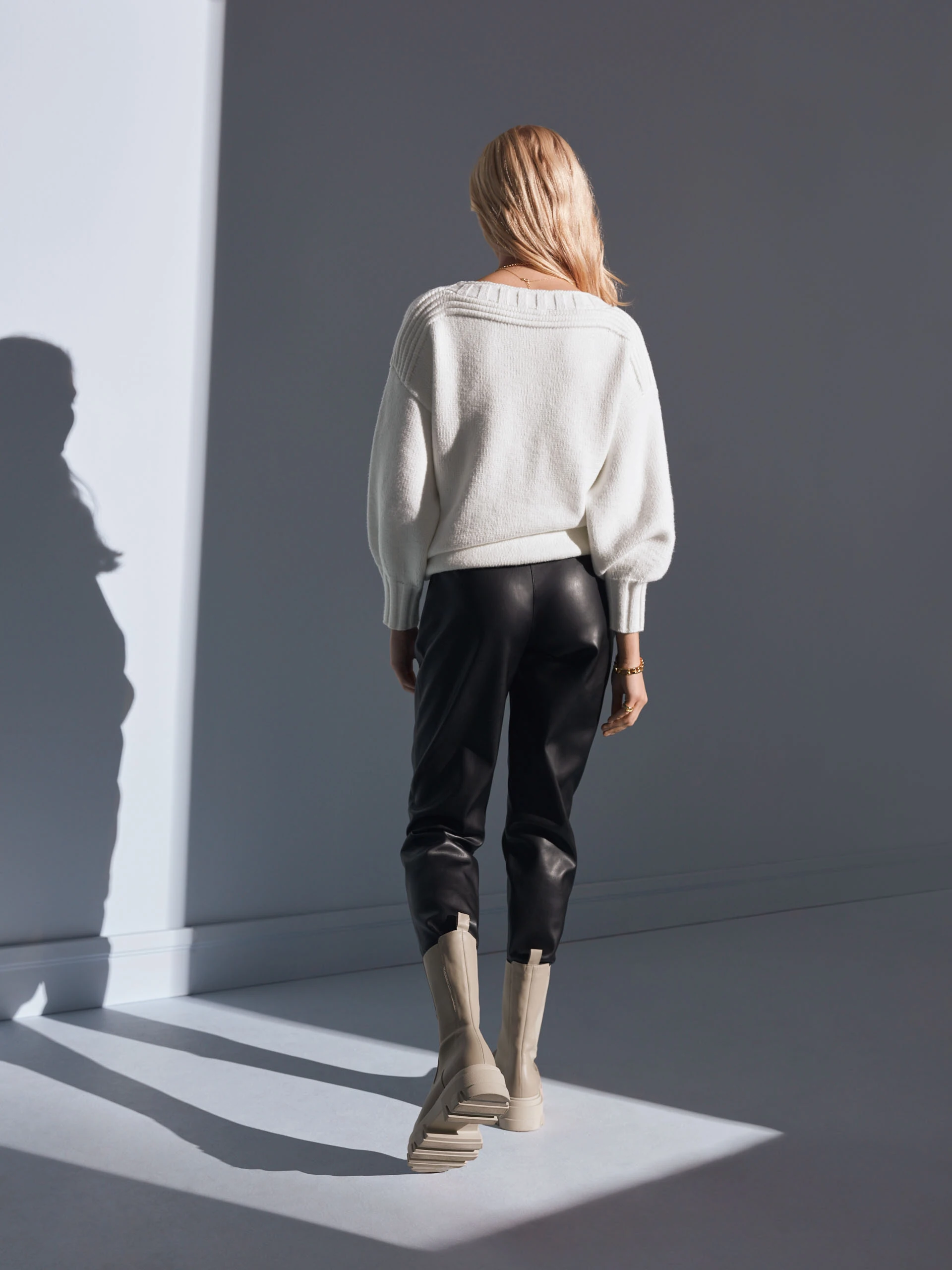 OVERSIZE SWEATER IN ECRU COLOR