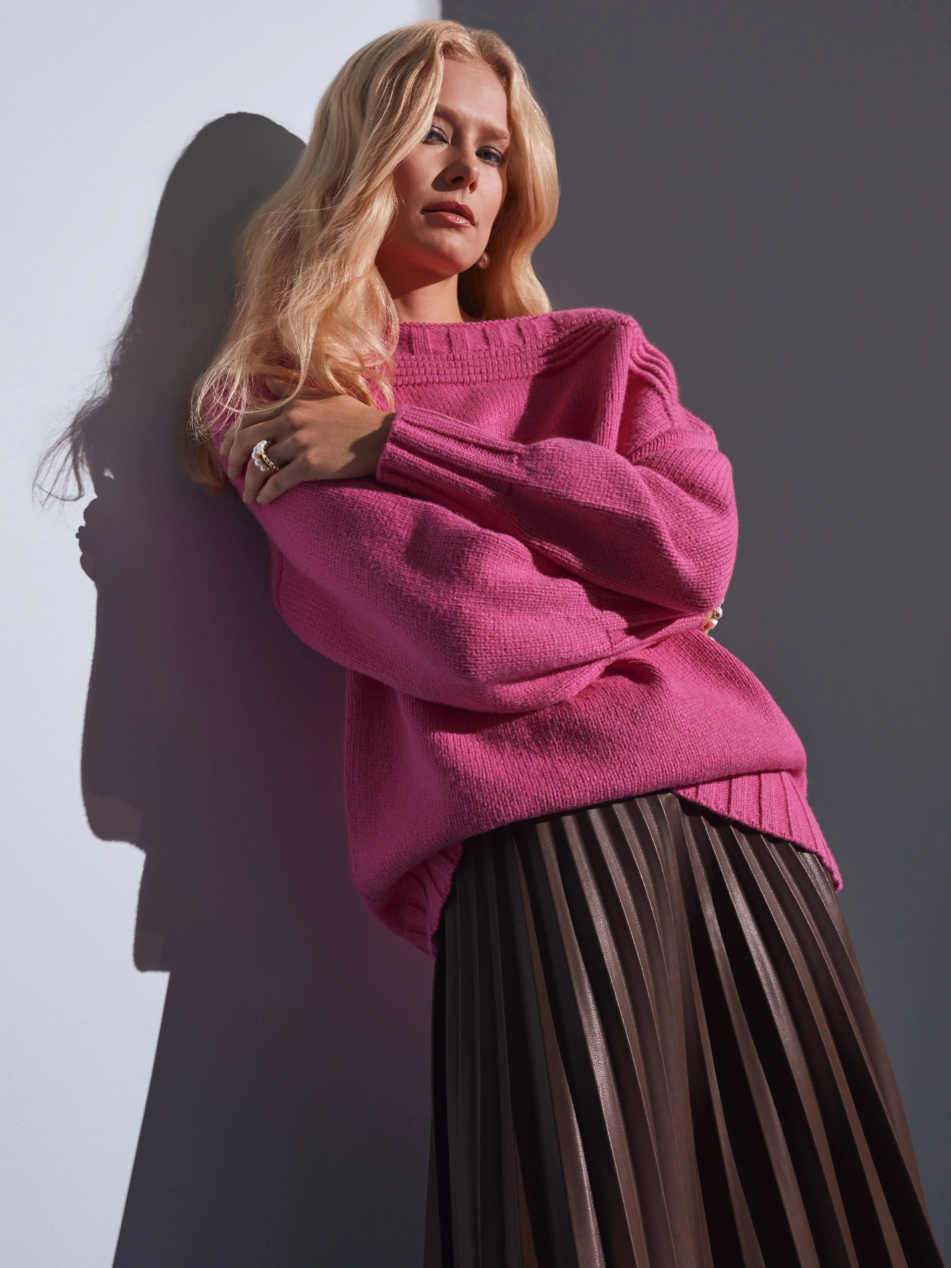 RÓŻOWY SWETER OVERSIZE