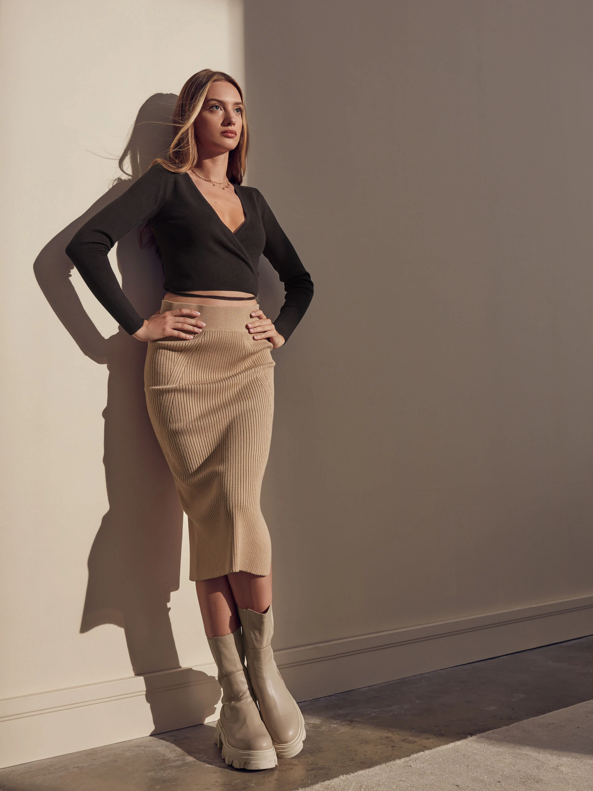 CHOCOLATE ENVELOPE CARDIGAN