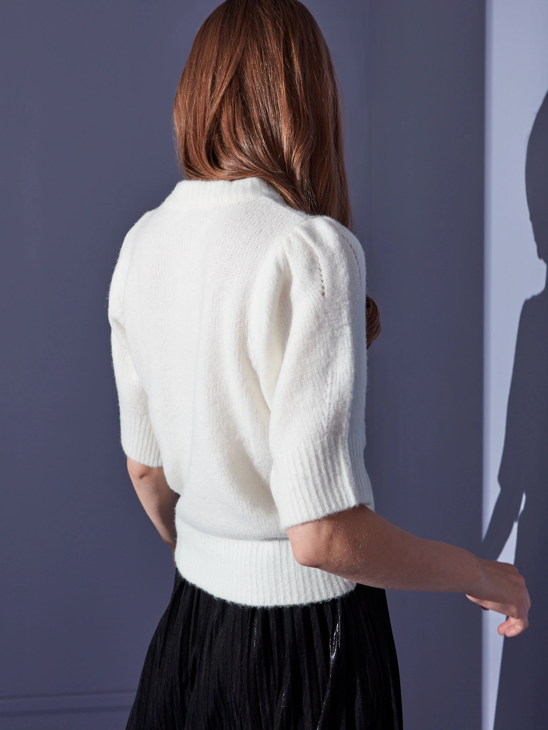 SHORT SLEEVE SWEATER