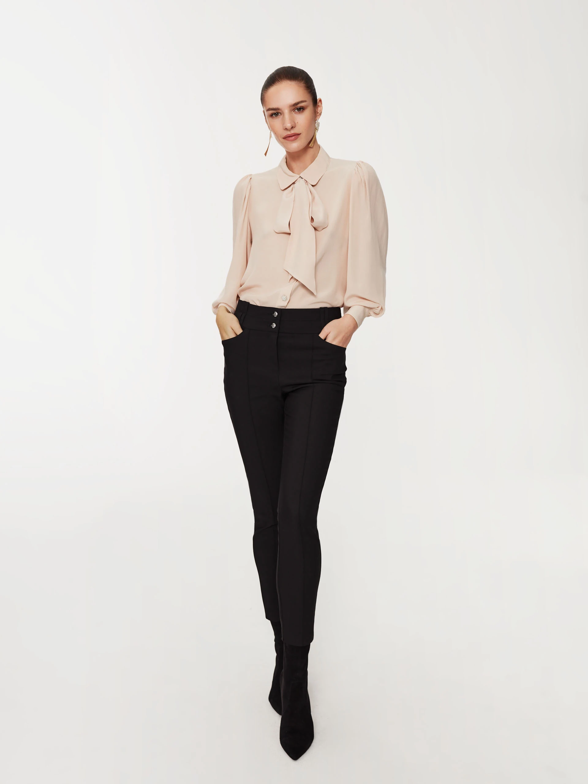 Powder shirt with neck tie