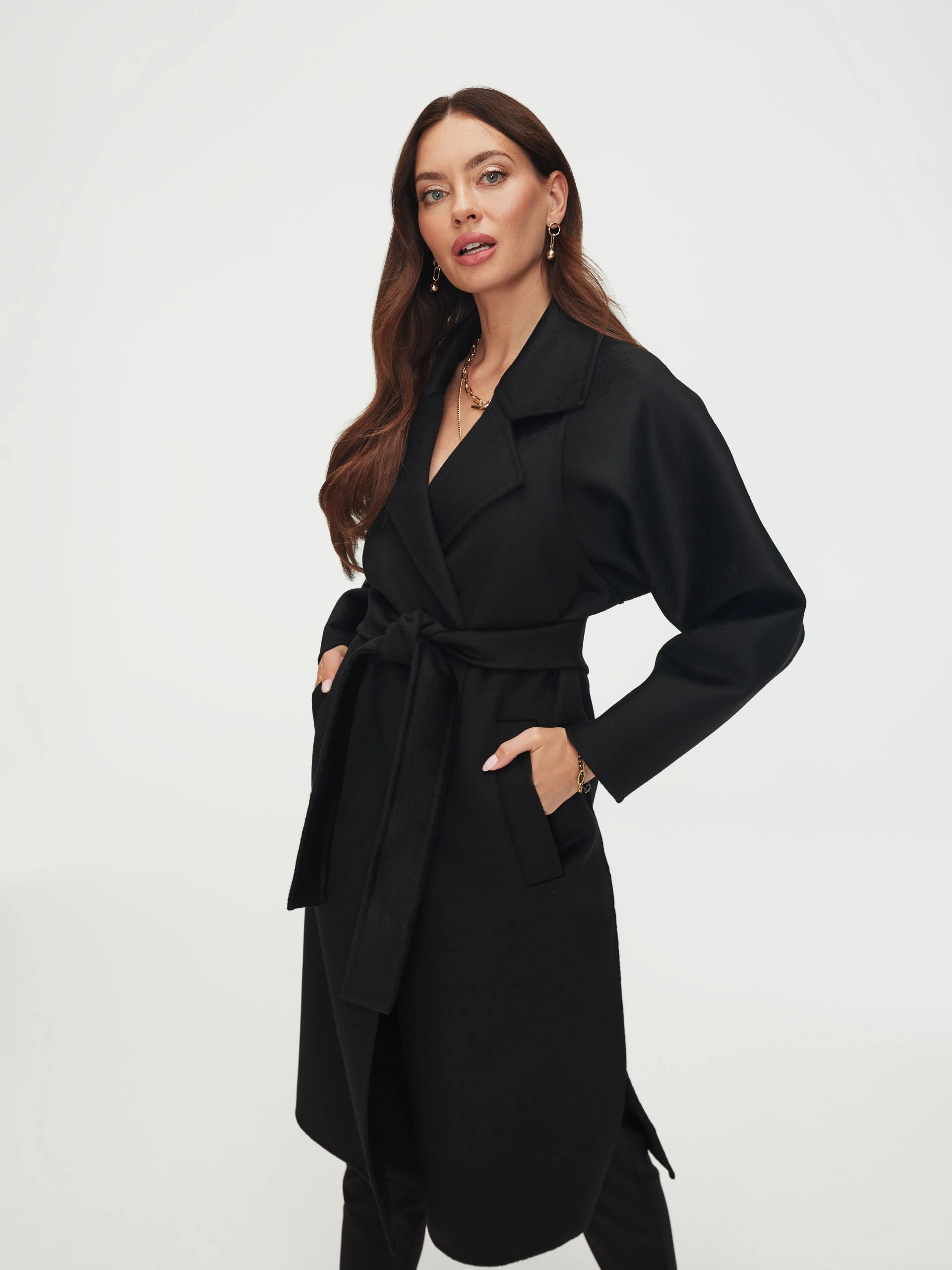 Black wool coat with Zibellino effect