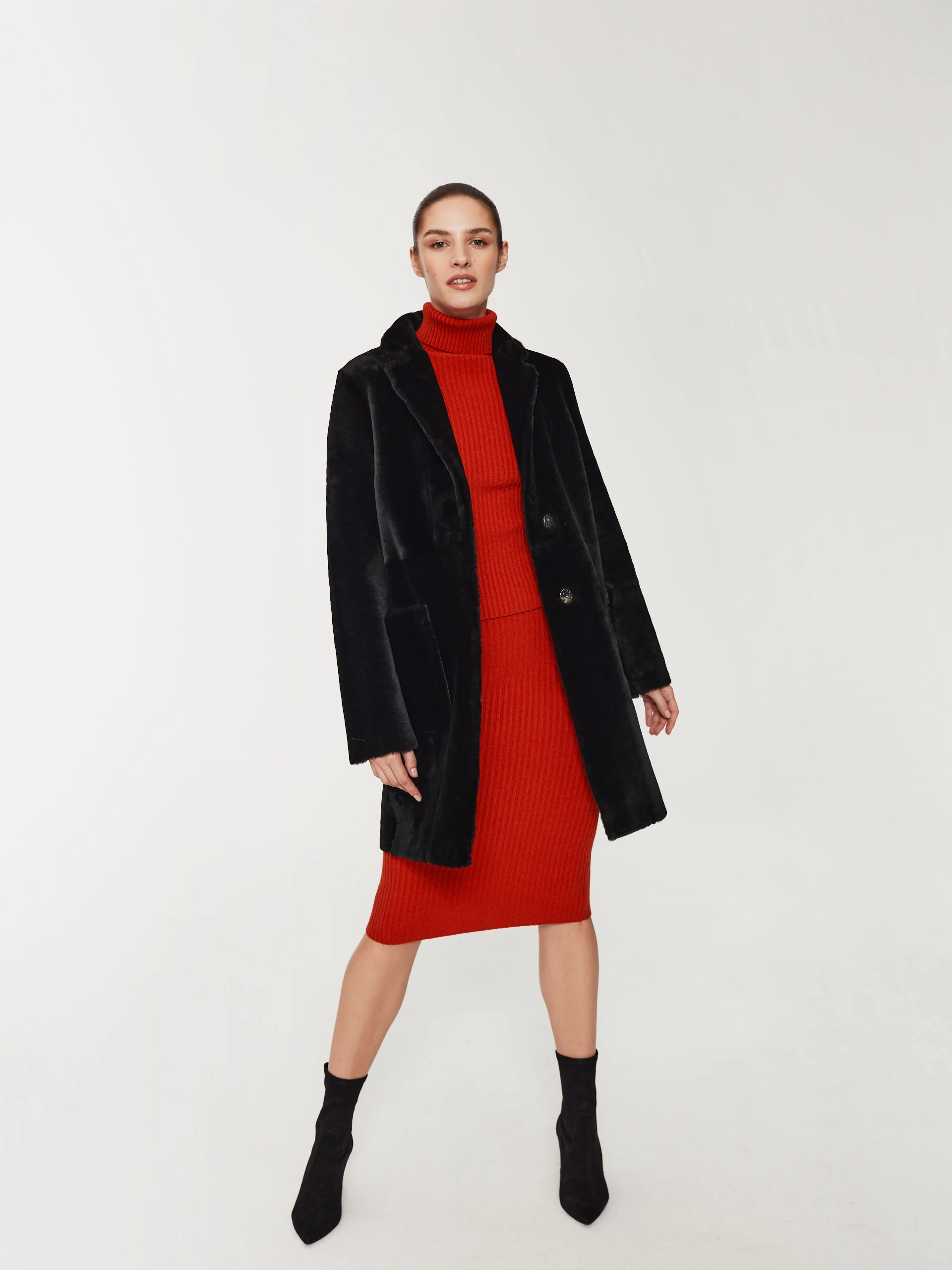 Black sheepskin coat with pockets