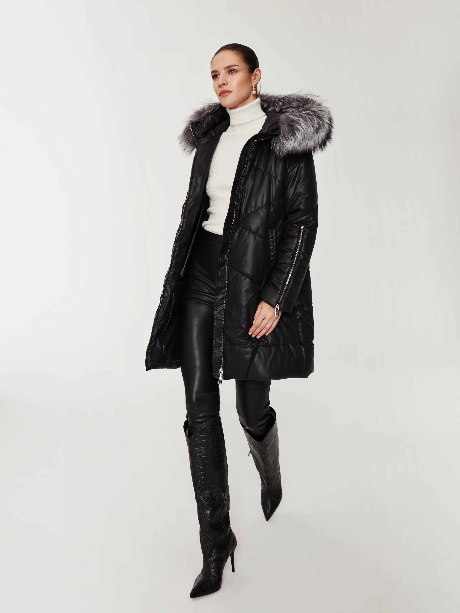 Quilted coat in black