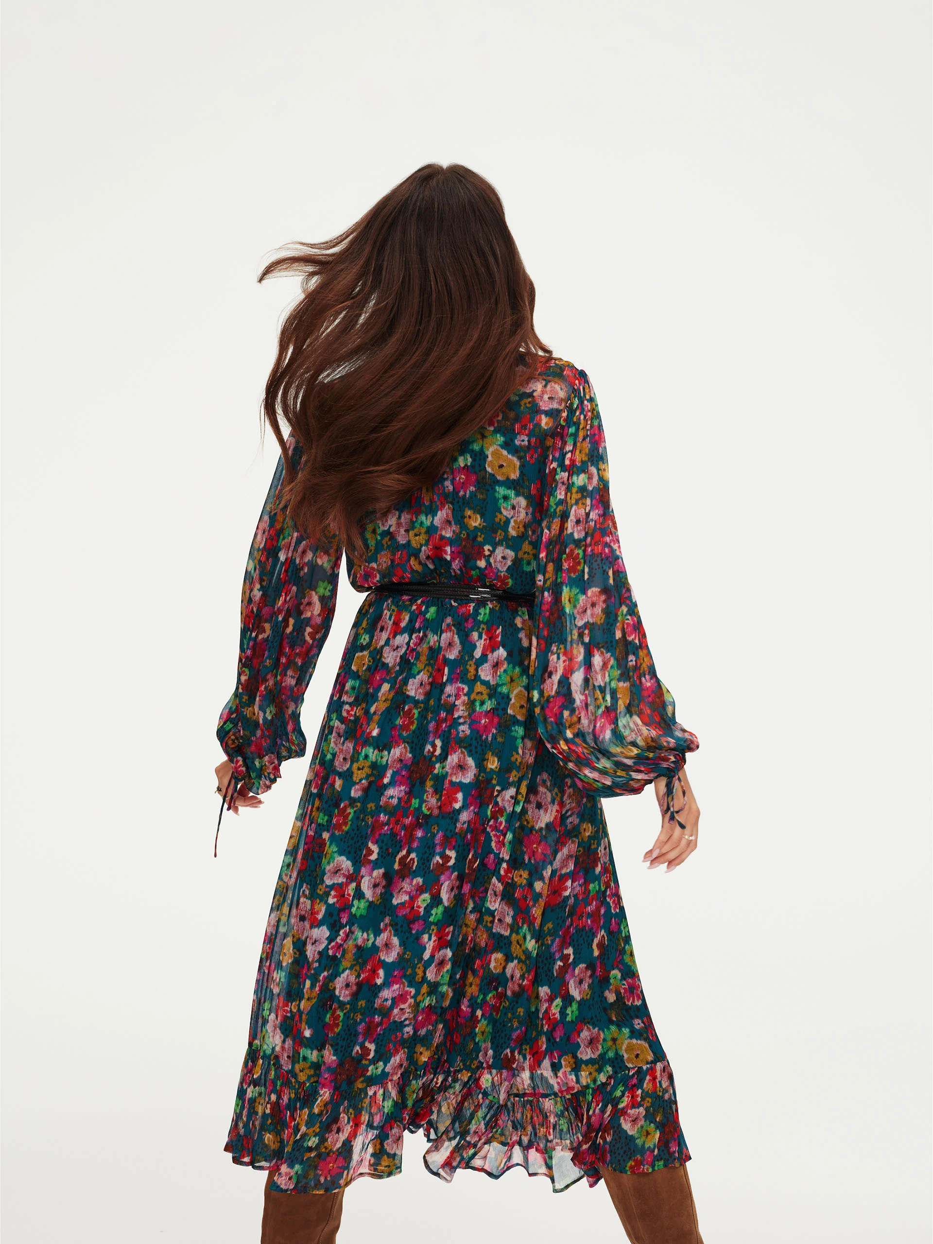 Floral midi dress with ruffle