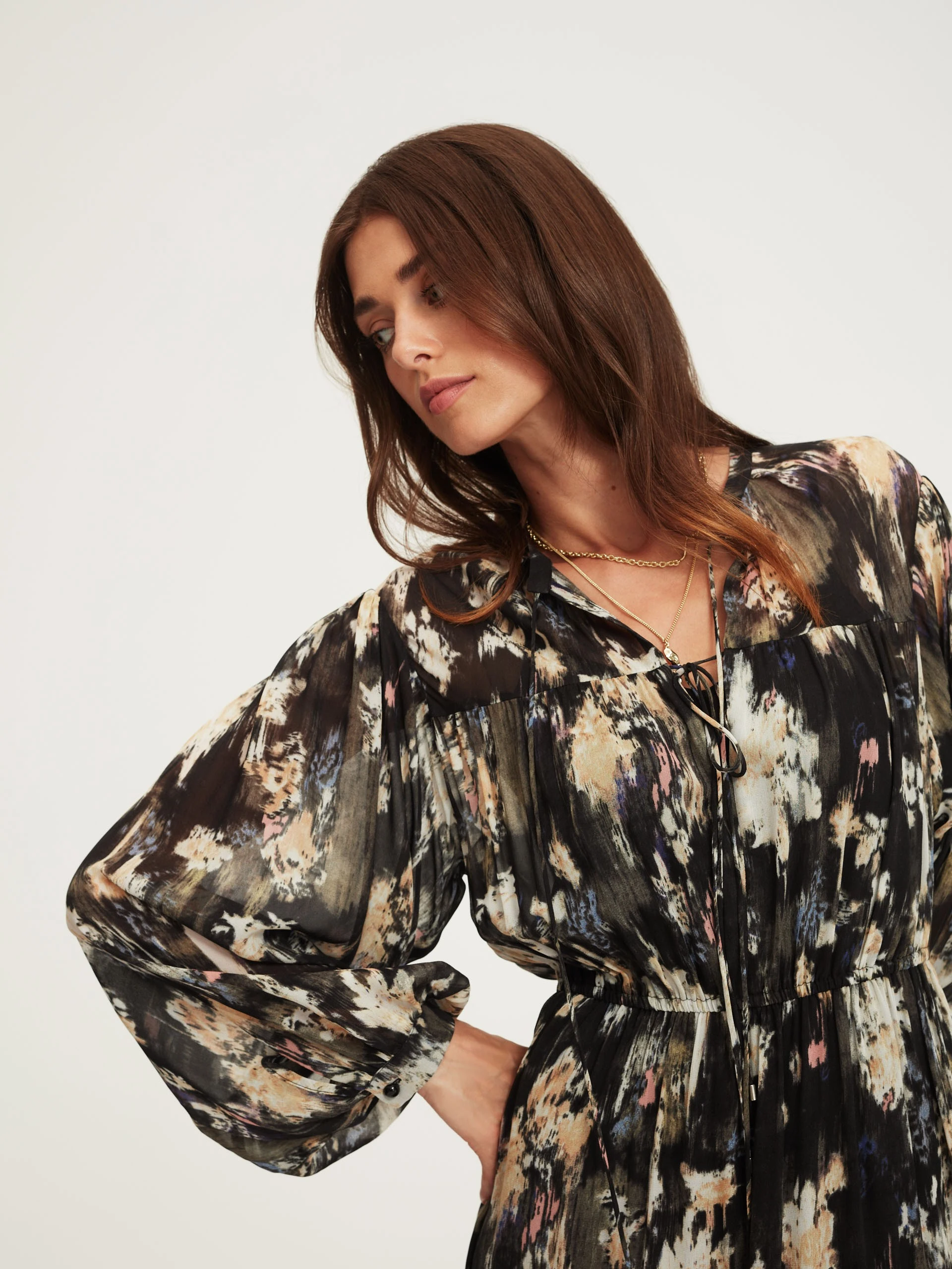 Midi dress with floral pattern