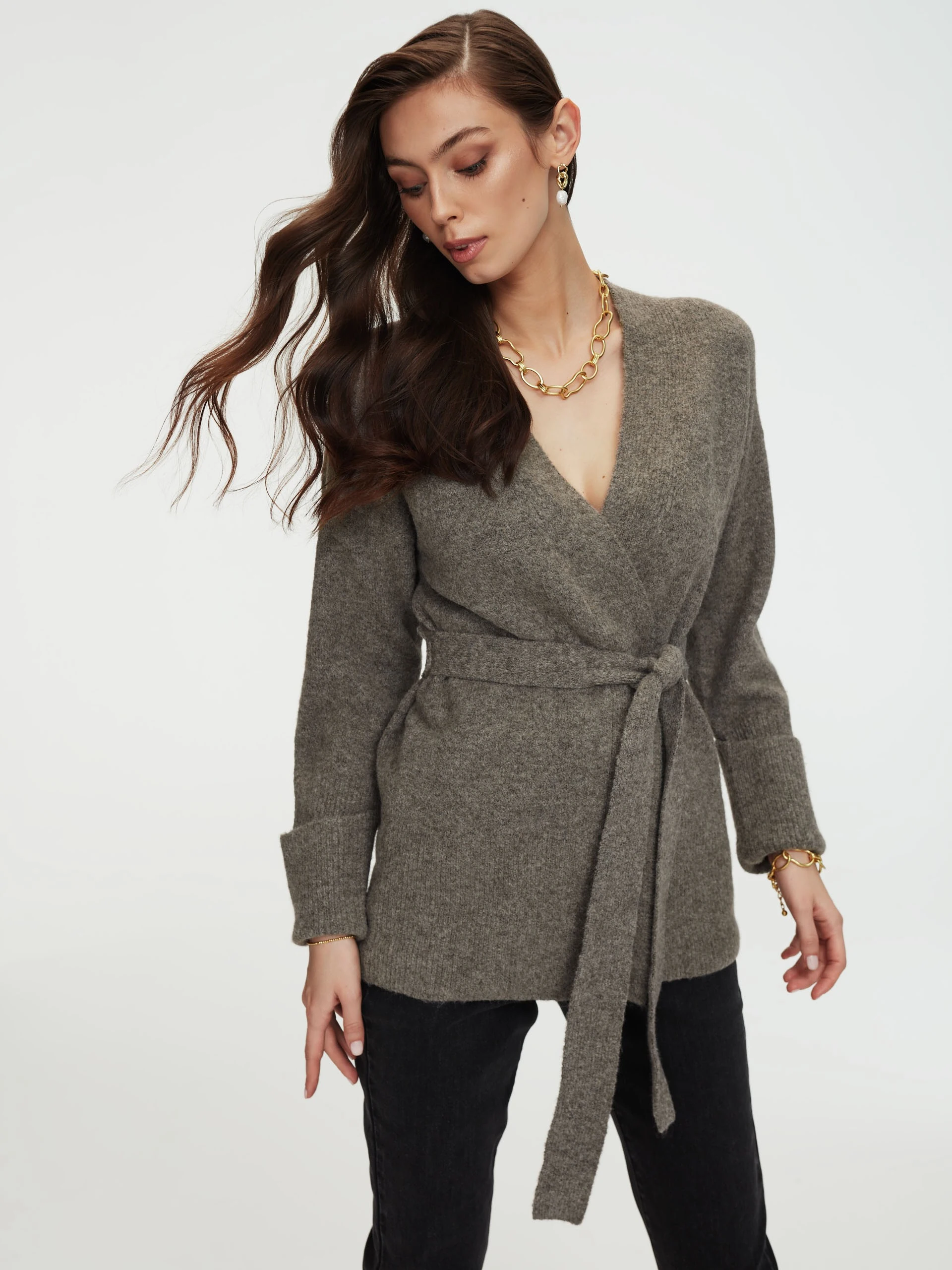 Brown sweater with waist tie