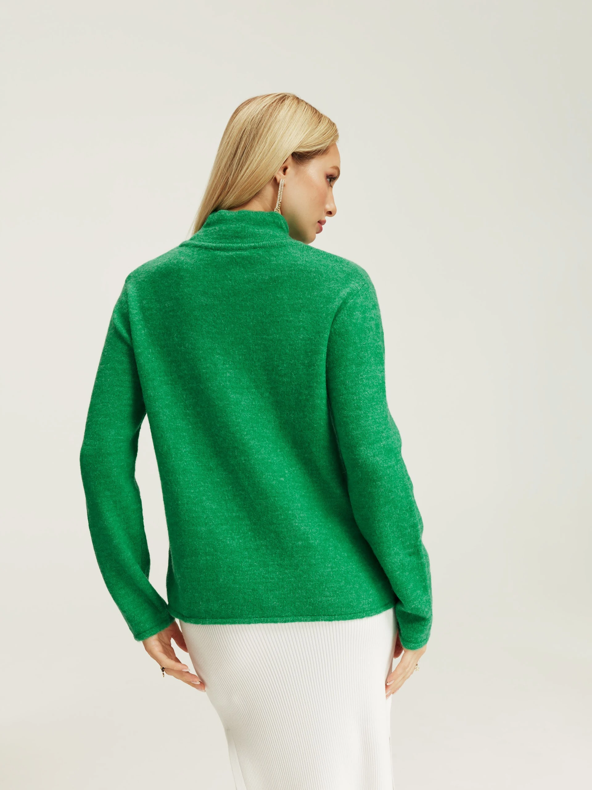 Green sweater with wool and alpaca