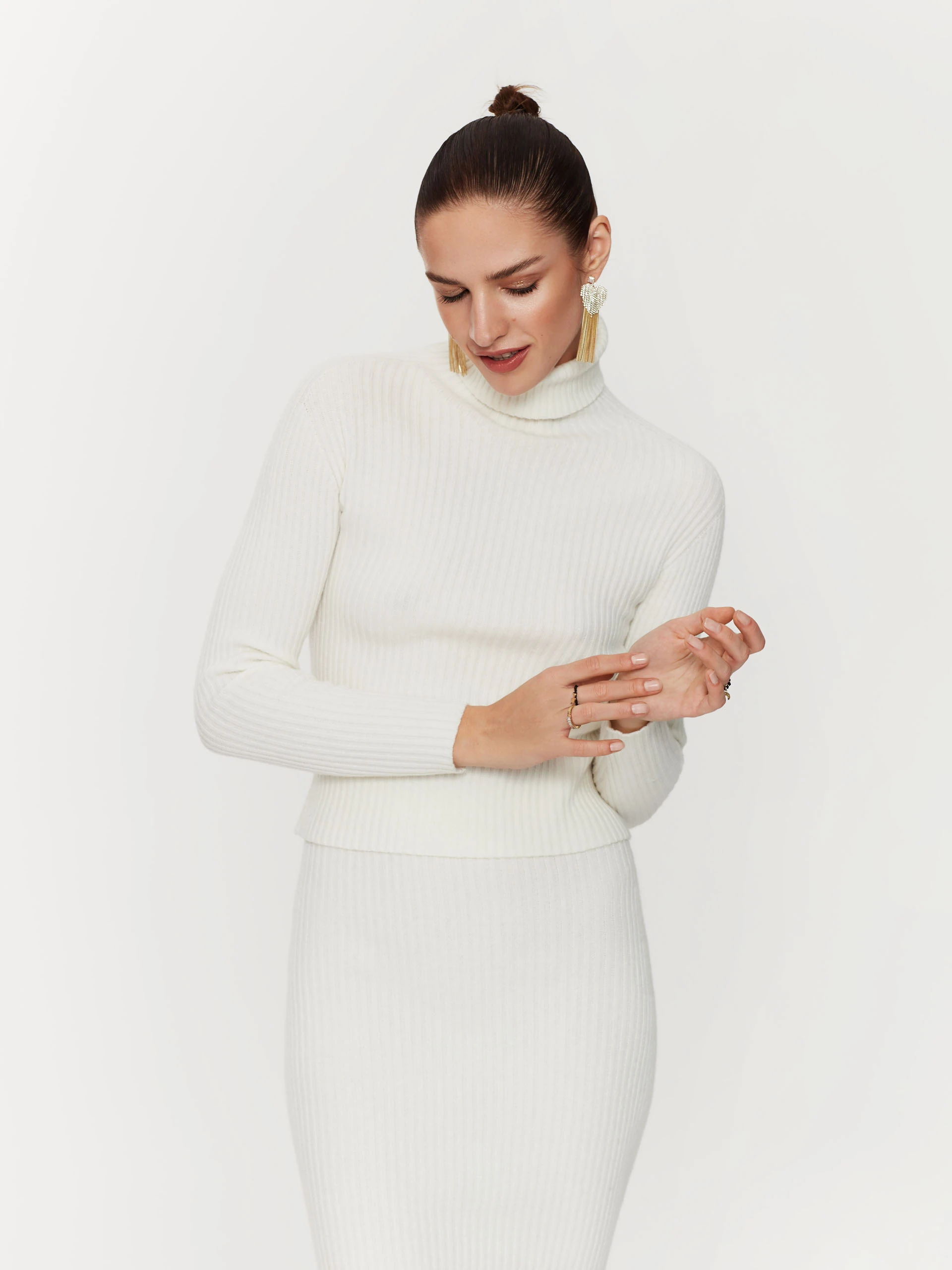 Cream ribbed knit sweater