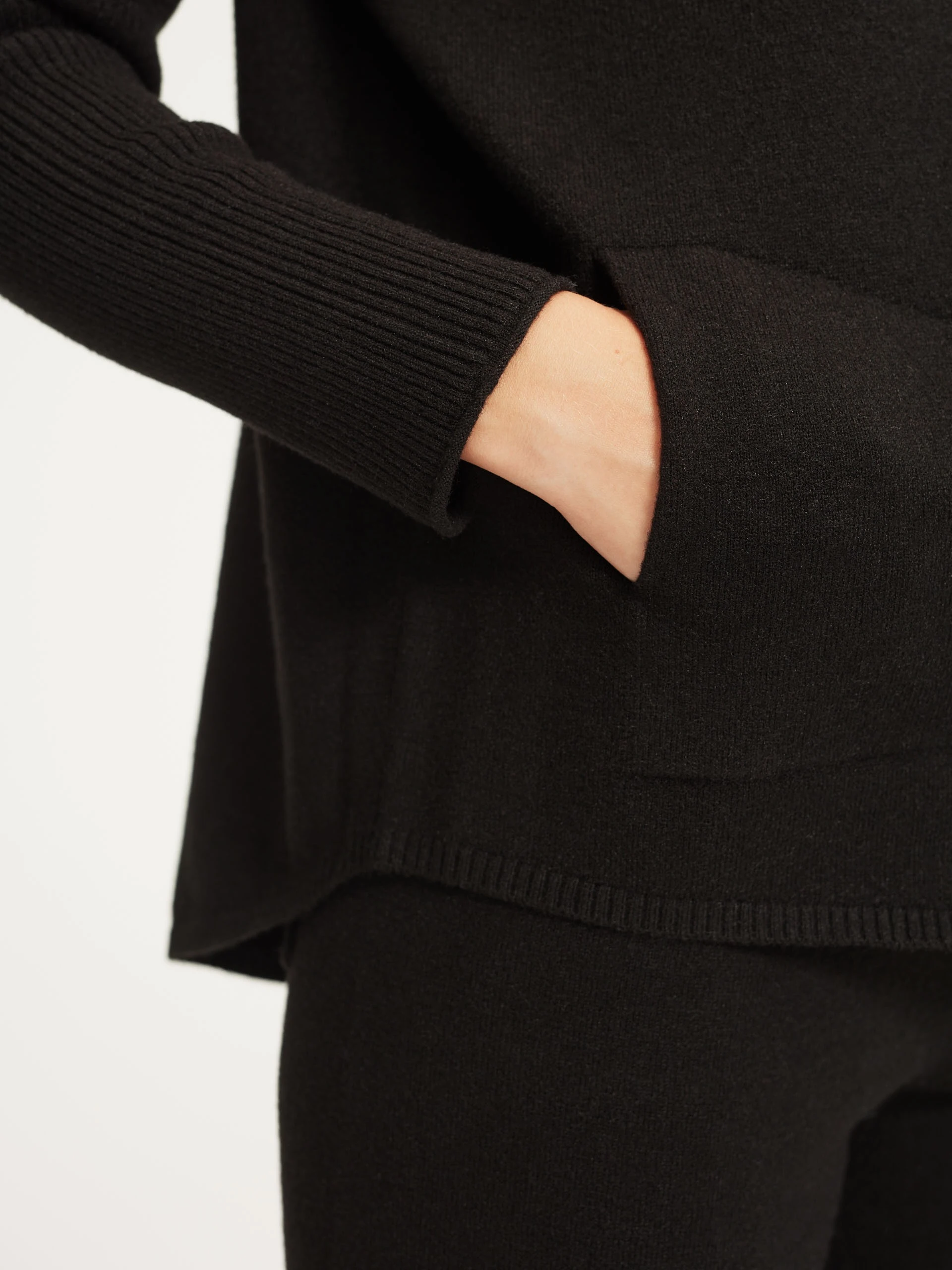 Black oversize sweater
