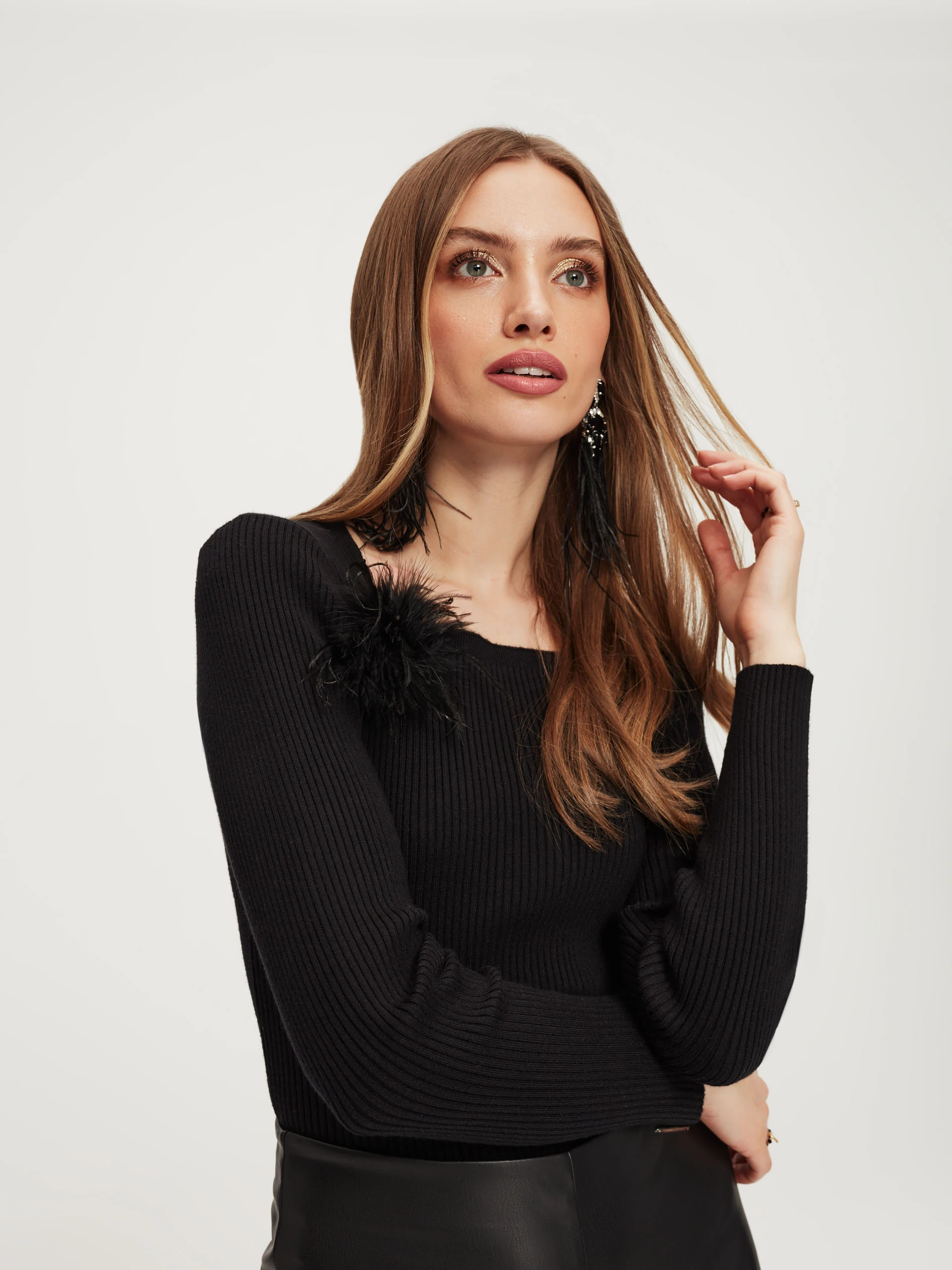 Ribbed black sweater
