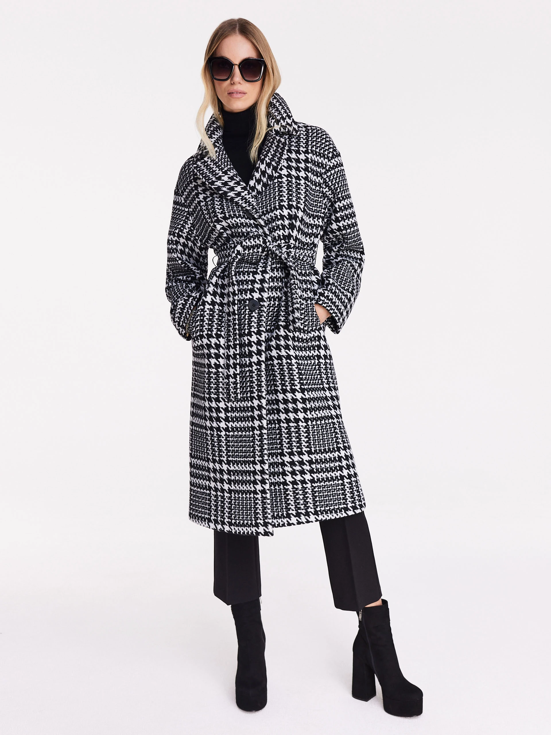 Wool coat in pepit
