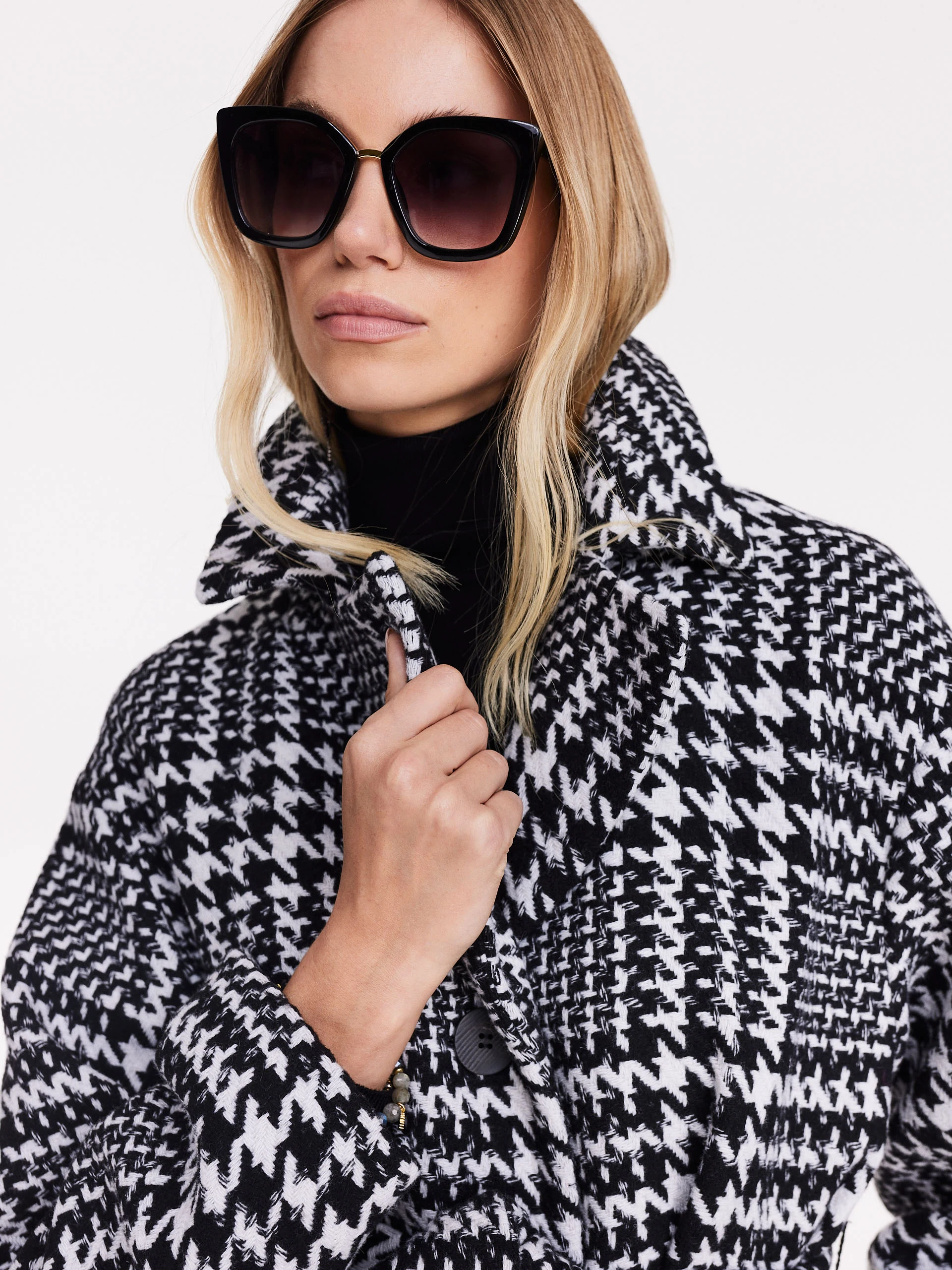 Wool coat in pepit