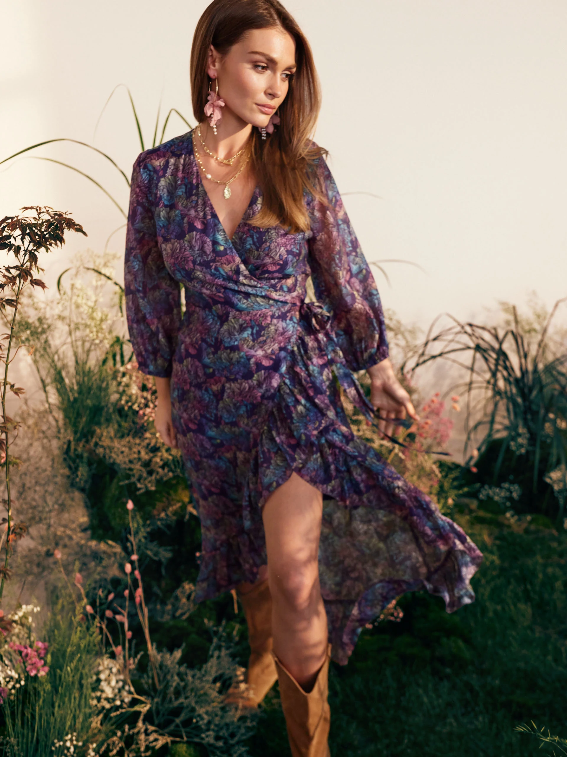 Airy dress with floral pattern