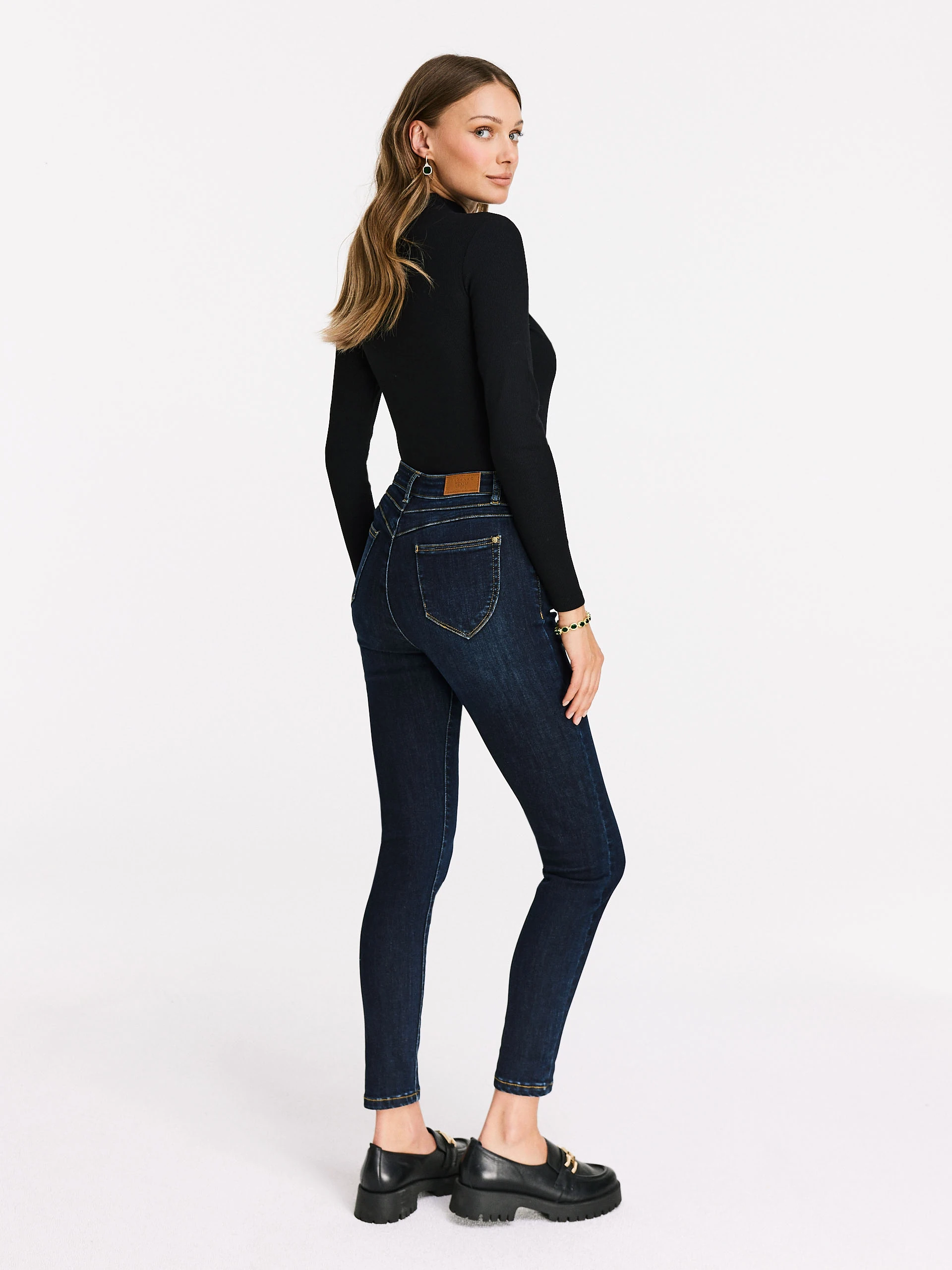 Navy blue fitted denim pants